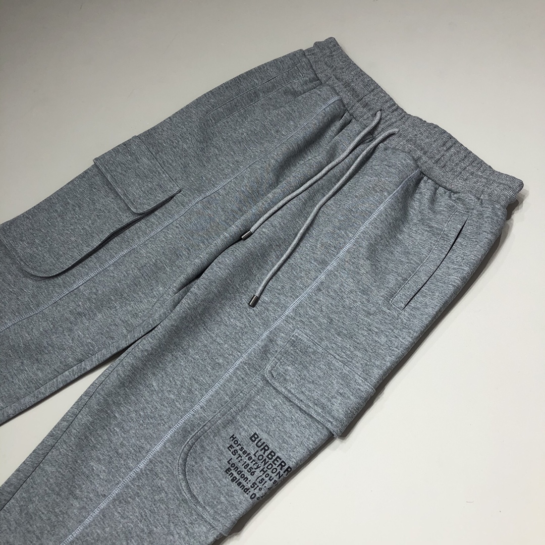 Burberry Pants Cotton Jogging in Black