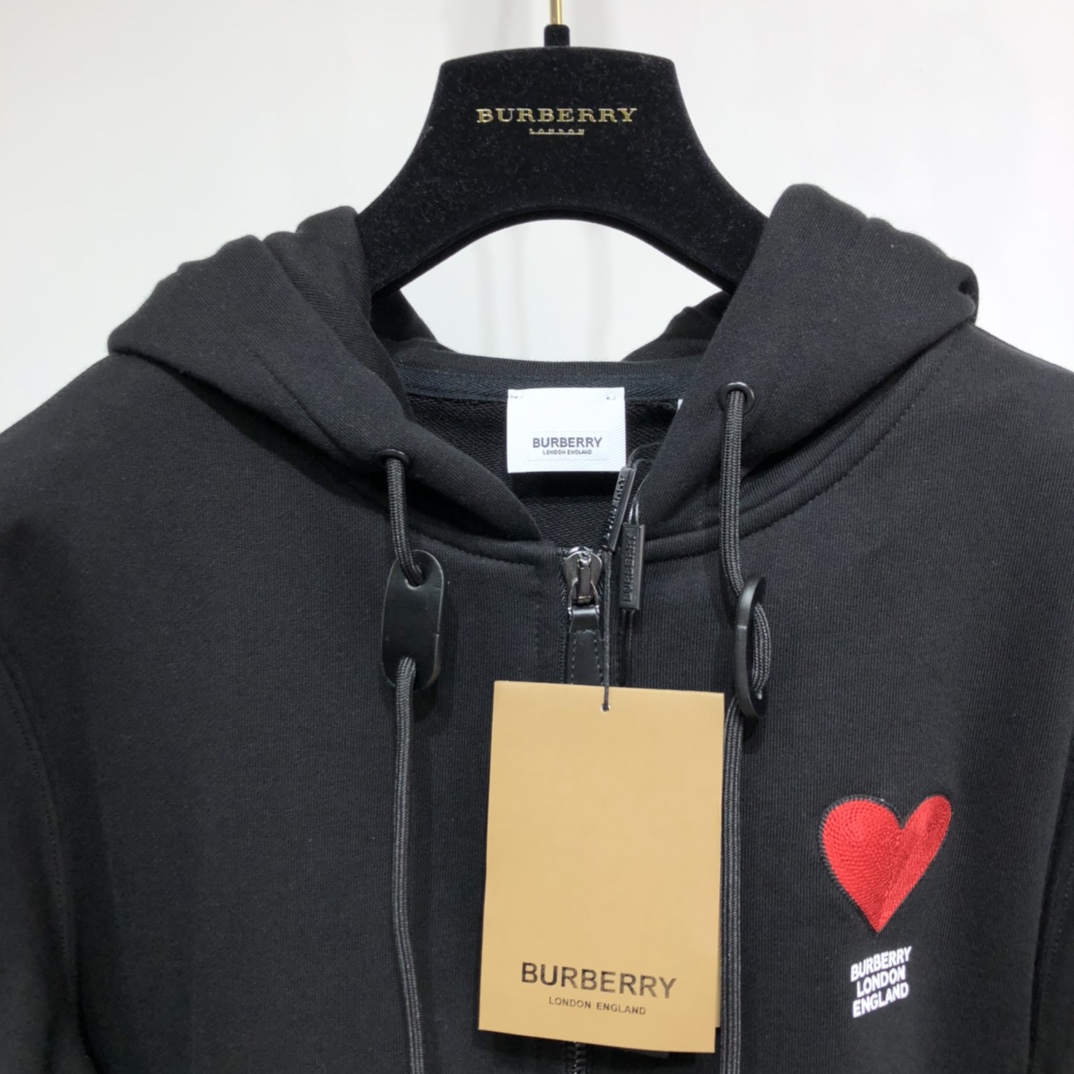 Burberry Hoodie Heart in Black