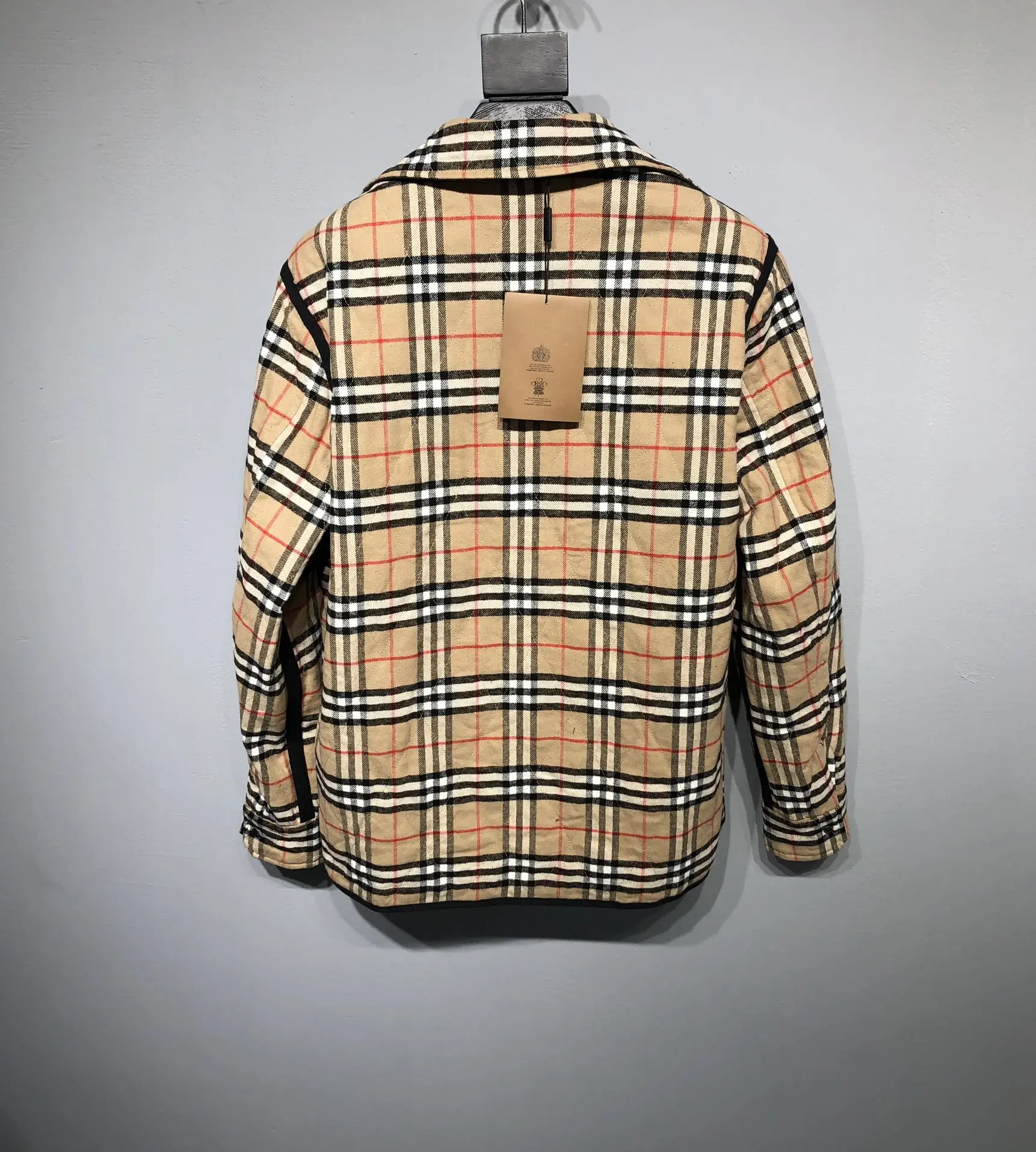 BURBERRY 2022SS fashion jacket in yellow