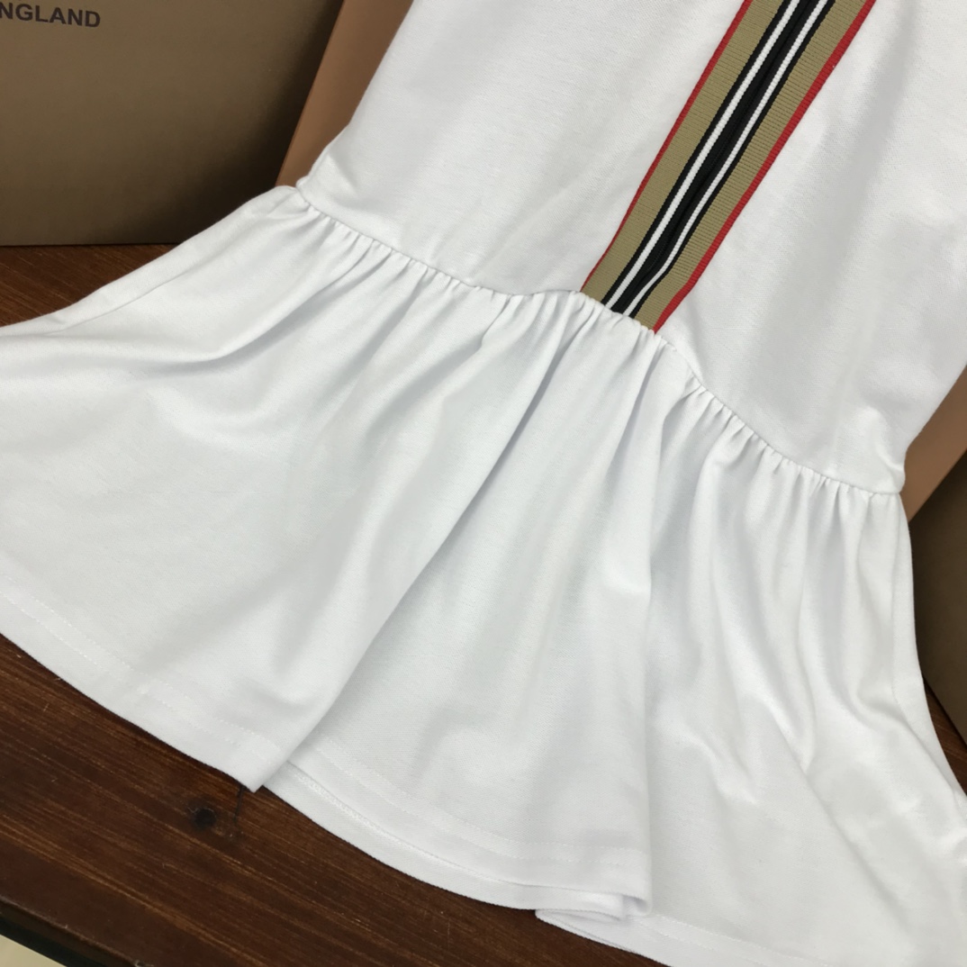 Burberry 2022 Underpants and Polo Dress Set