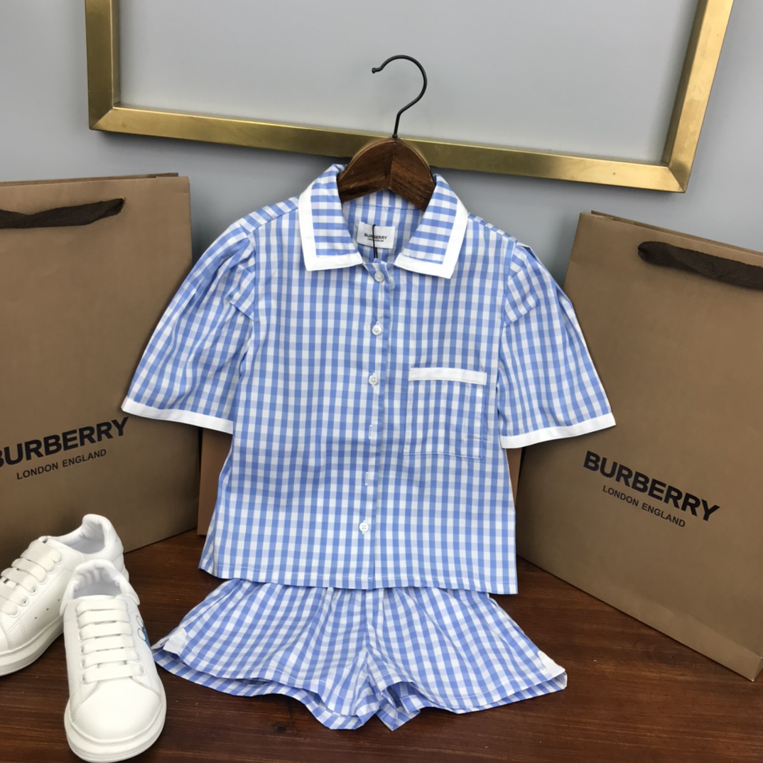 Burberry 2022 New Shirt and Shorts Set