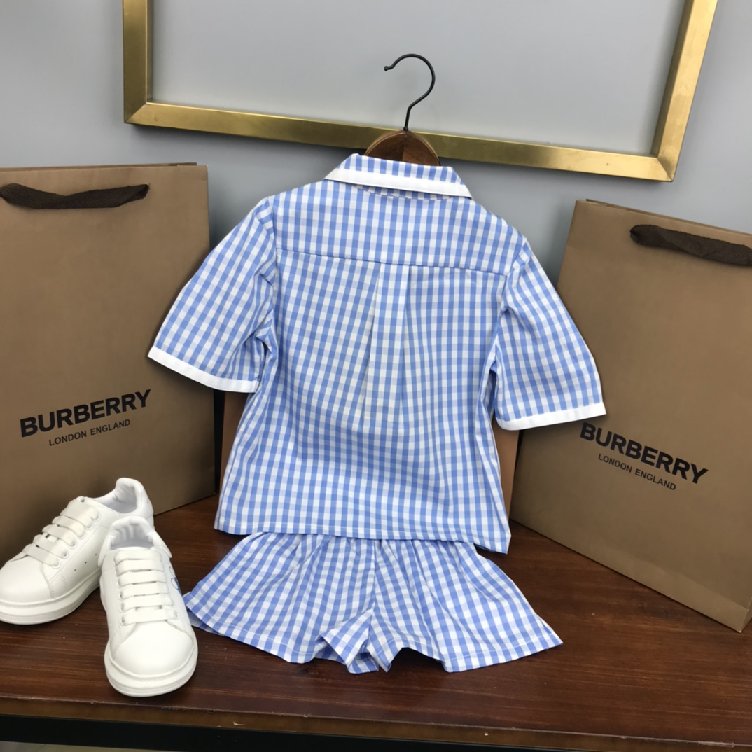 Burberry 2022 New Shirt and Shorts Set