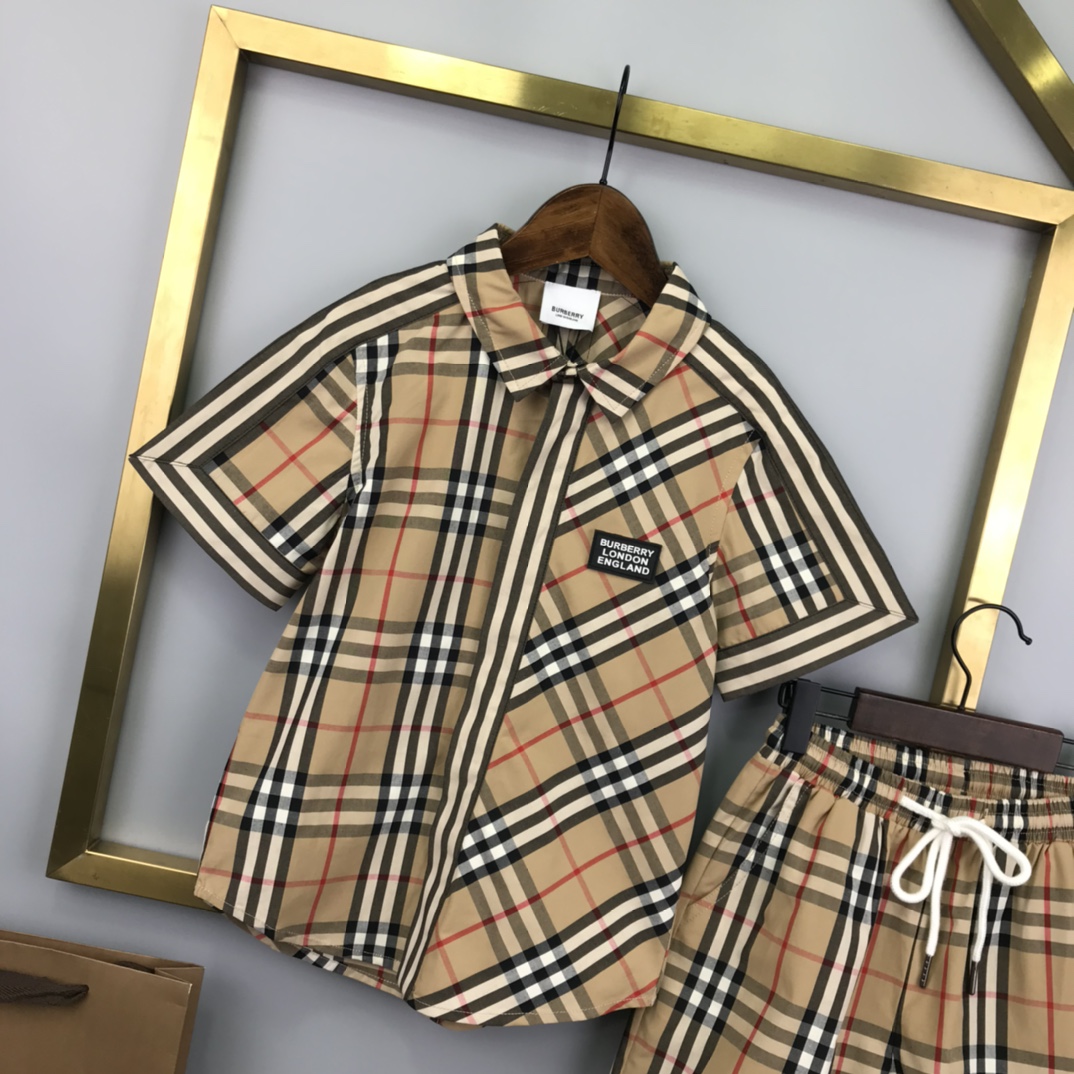 Burberry 2022 New Shirt and Shorts Set