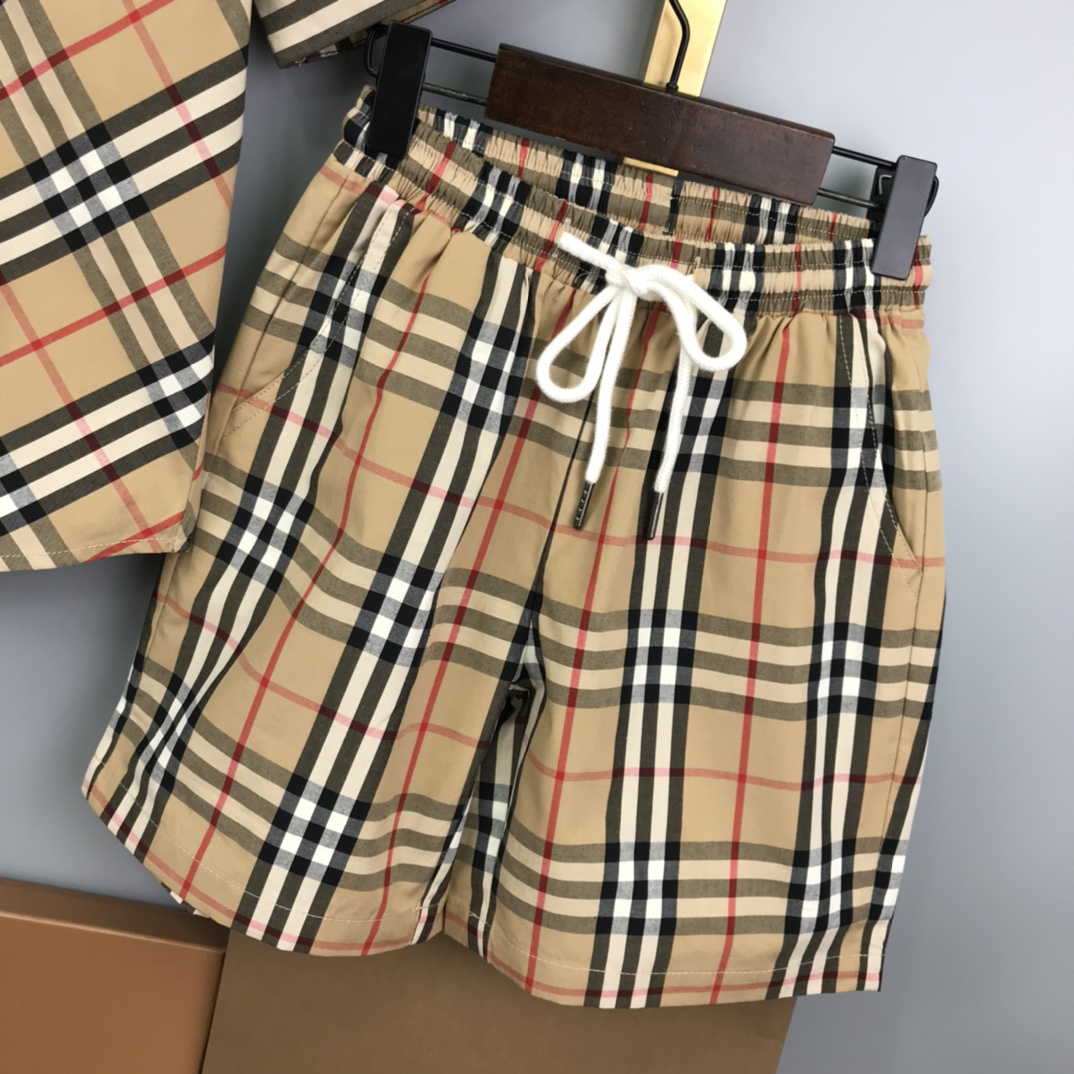 Burberry 2022 New Shirt and Shorts Set