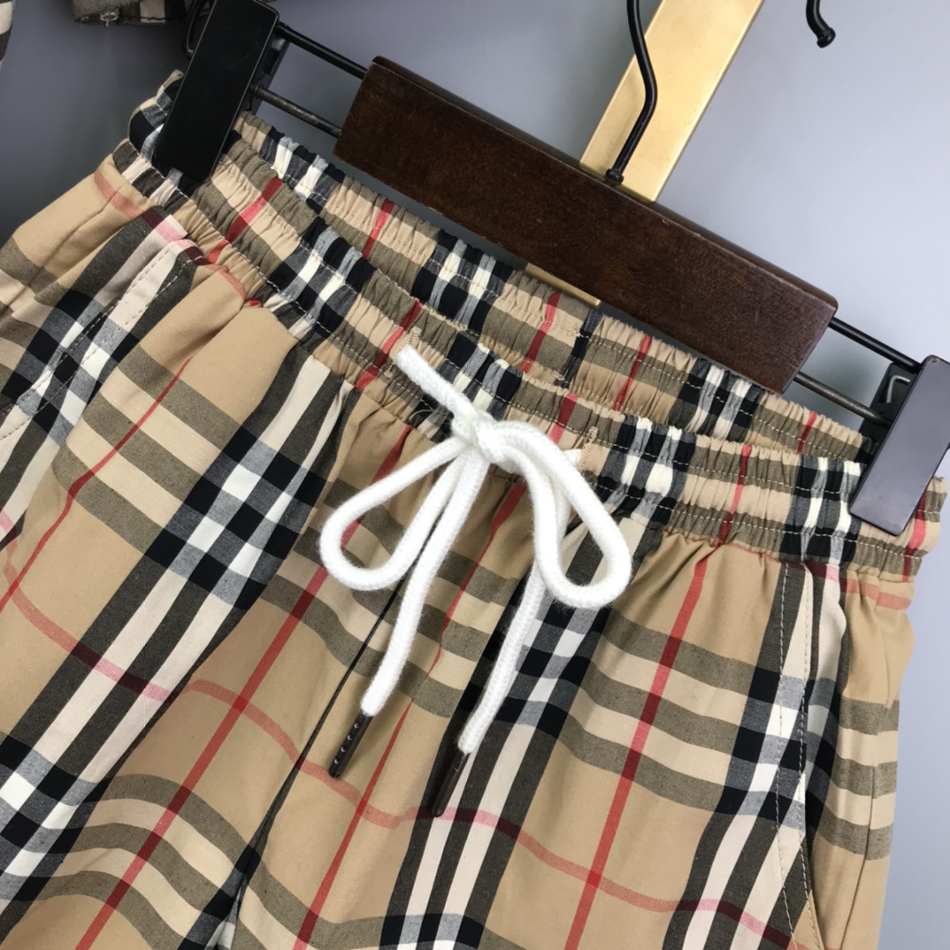 Burberry 2022 New Shirt and Shorts Set