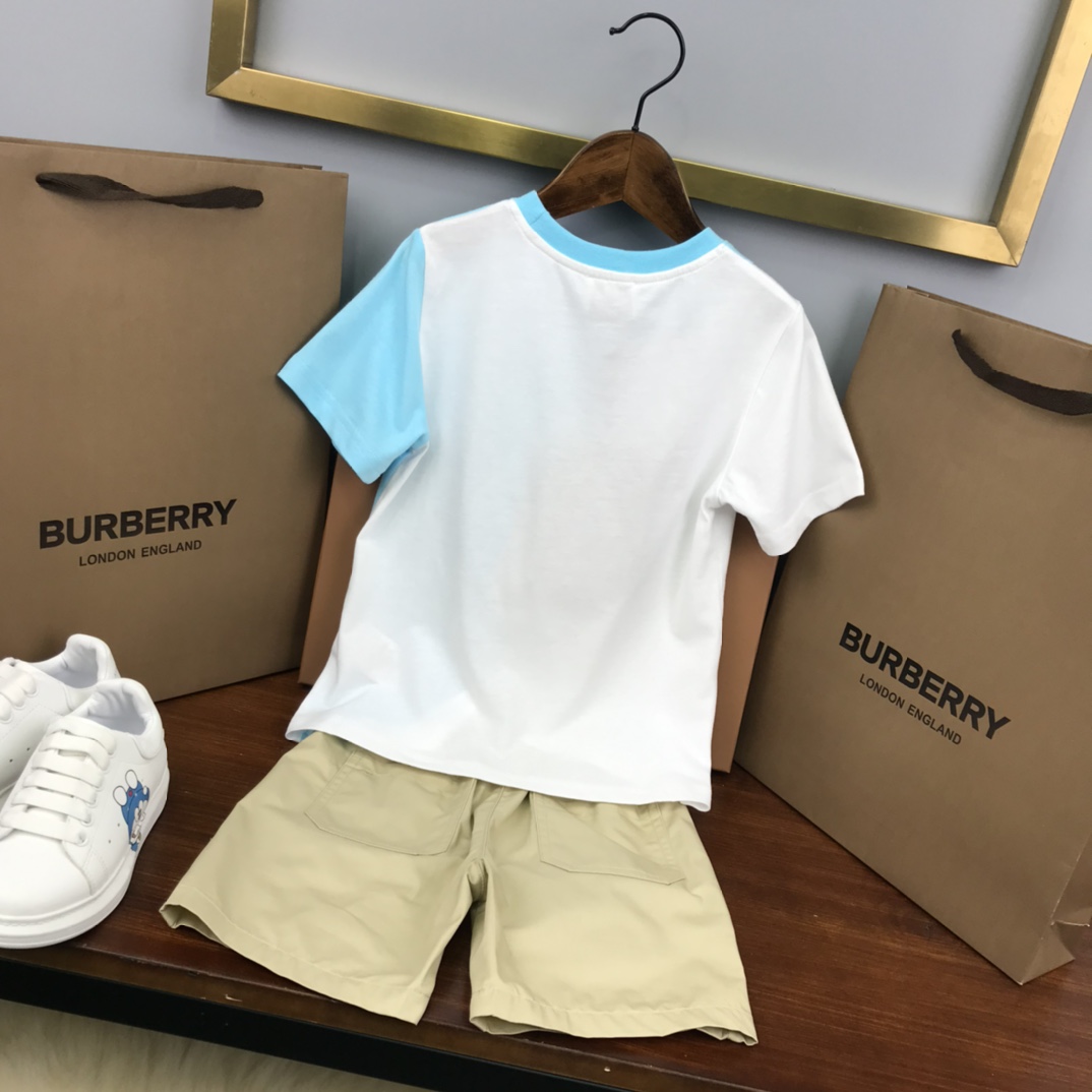 Burberry 2022 New Children T-shirt and Shorts Set