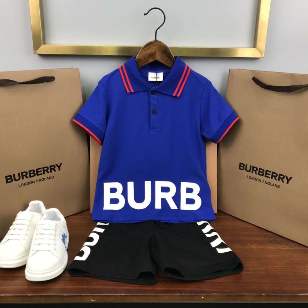 Burberry 2022 New Children T-shirt and Shorts Set