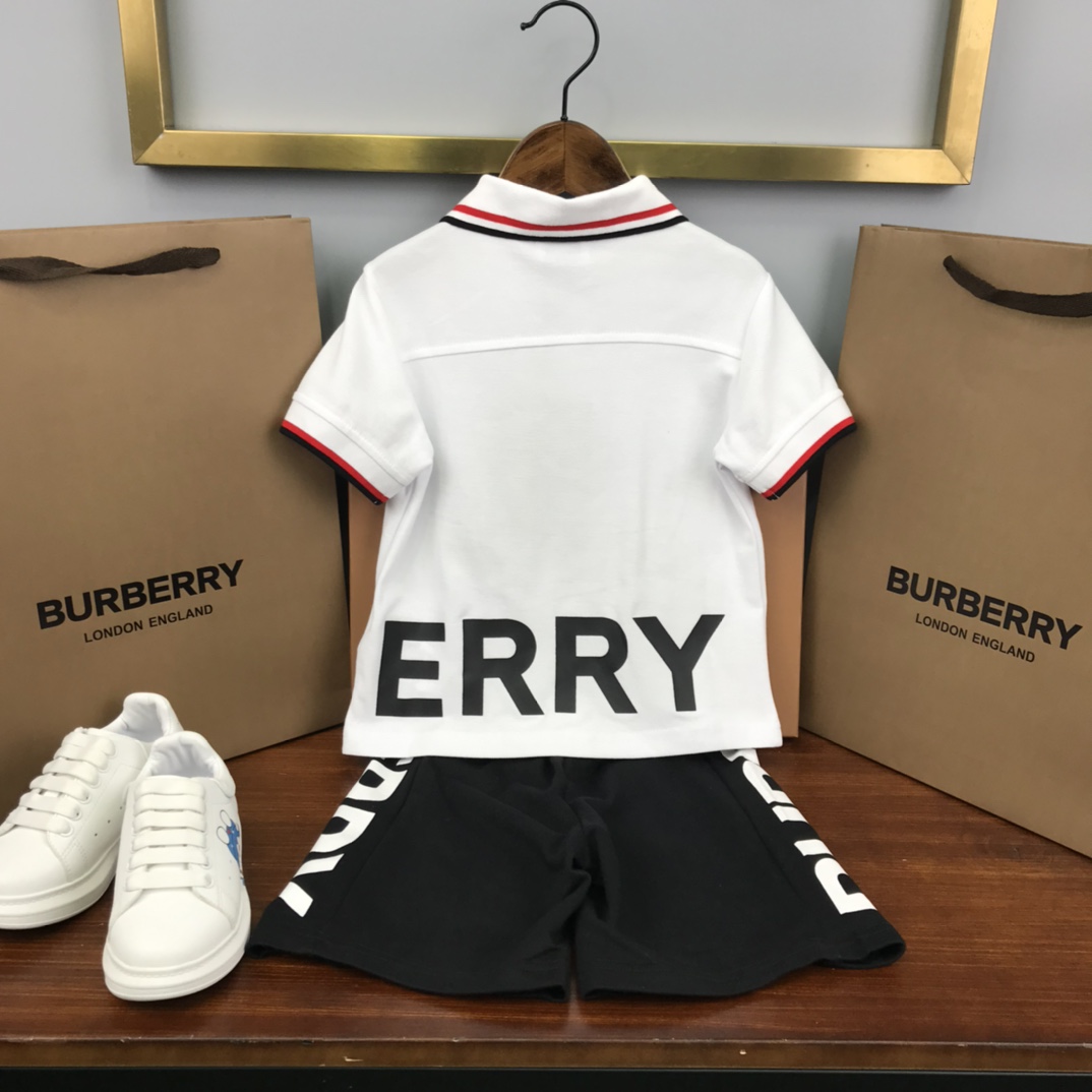 Burberry 2022 New Children T-shirt and Shorts Set