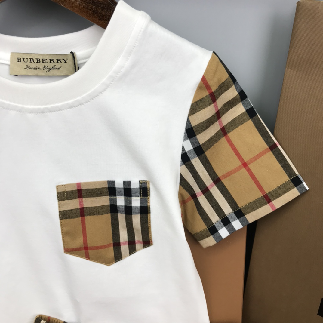 Burberry 2022 New Boy T-Shirt and Shorts Set