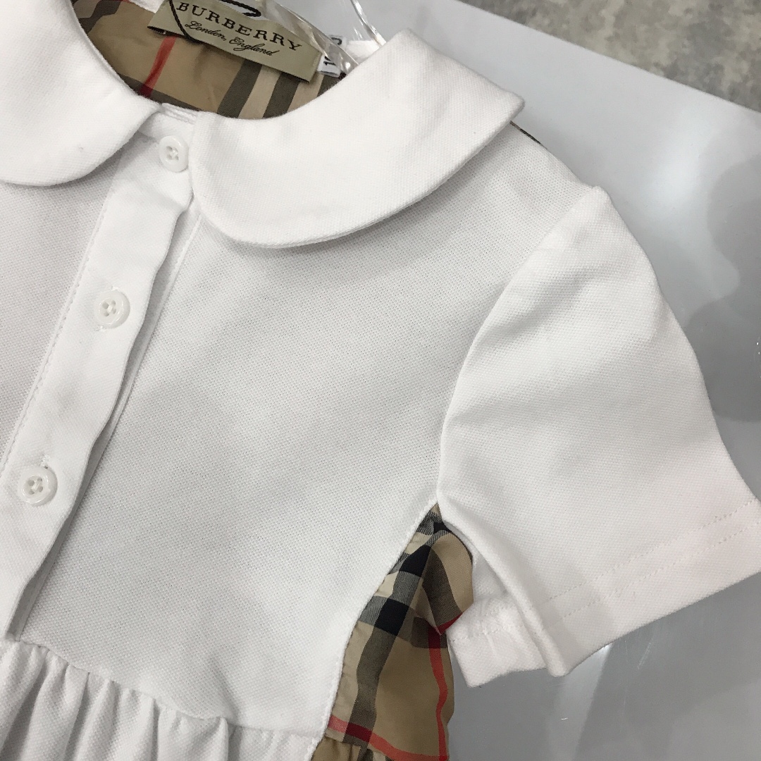 Burberry 2022 Classic Girl Color matching Dress