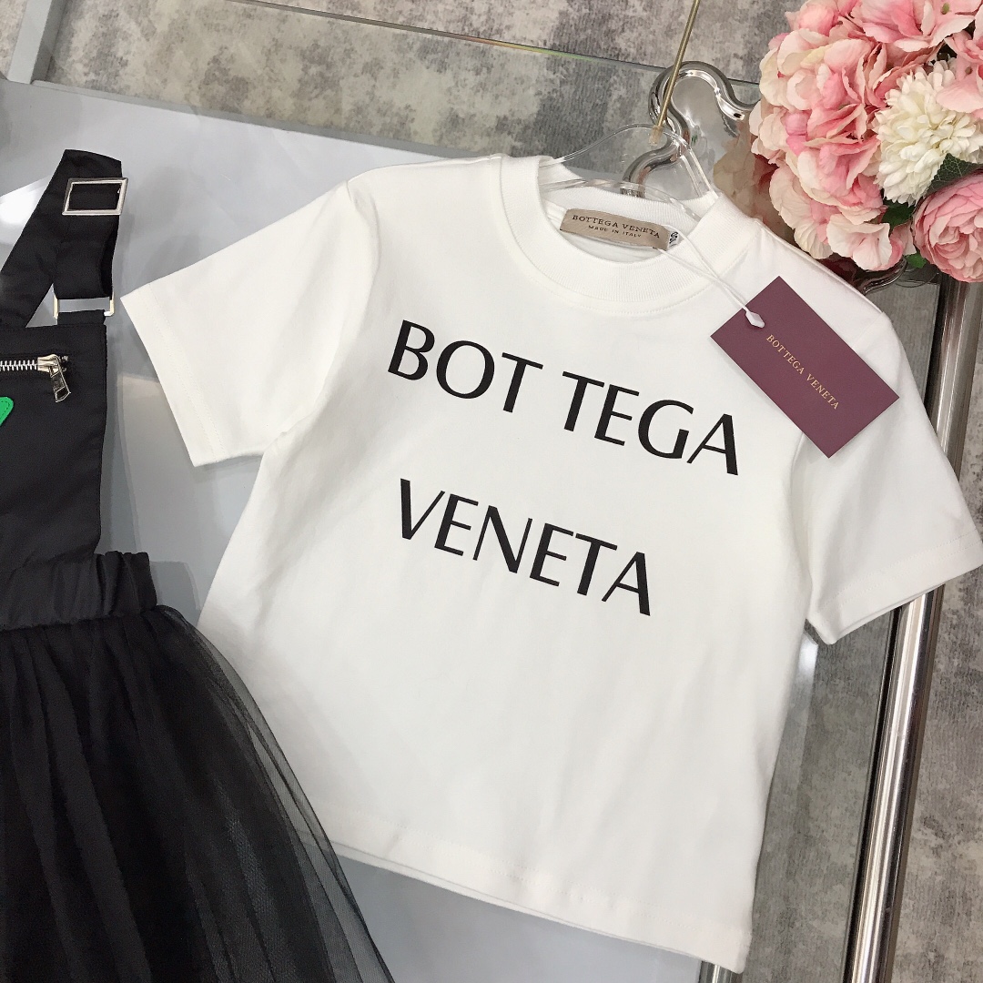 Bottega Beneta 2022 Children T-shirt and Shorts Set