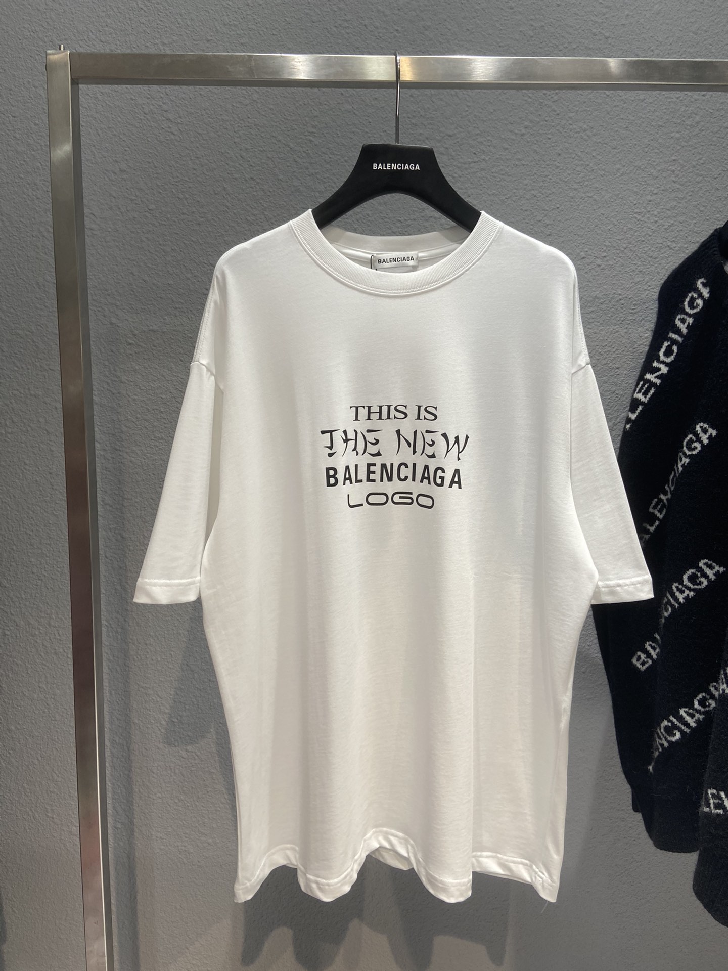 Balenciaga T-Shirt This is The New in White