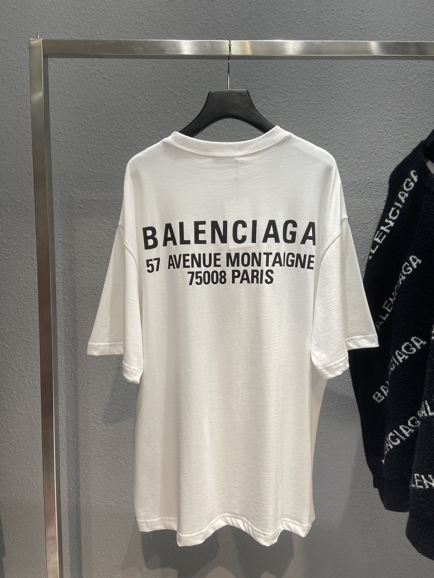 Balenciaga T-Shirt This is The New in White