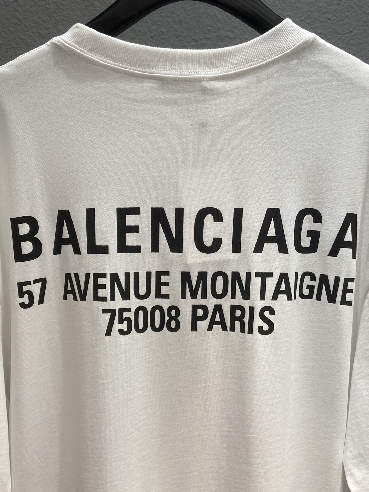 Balenciaga T-Shirt This is The New in White