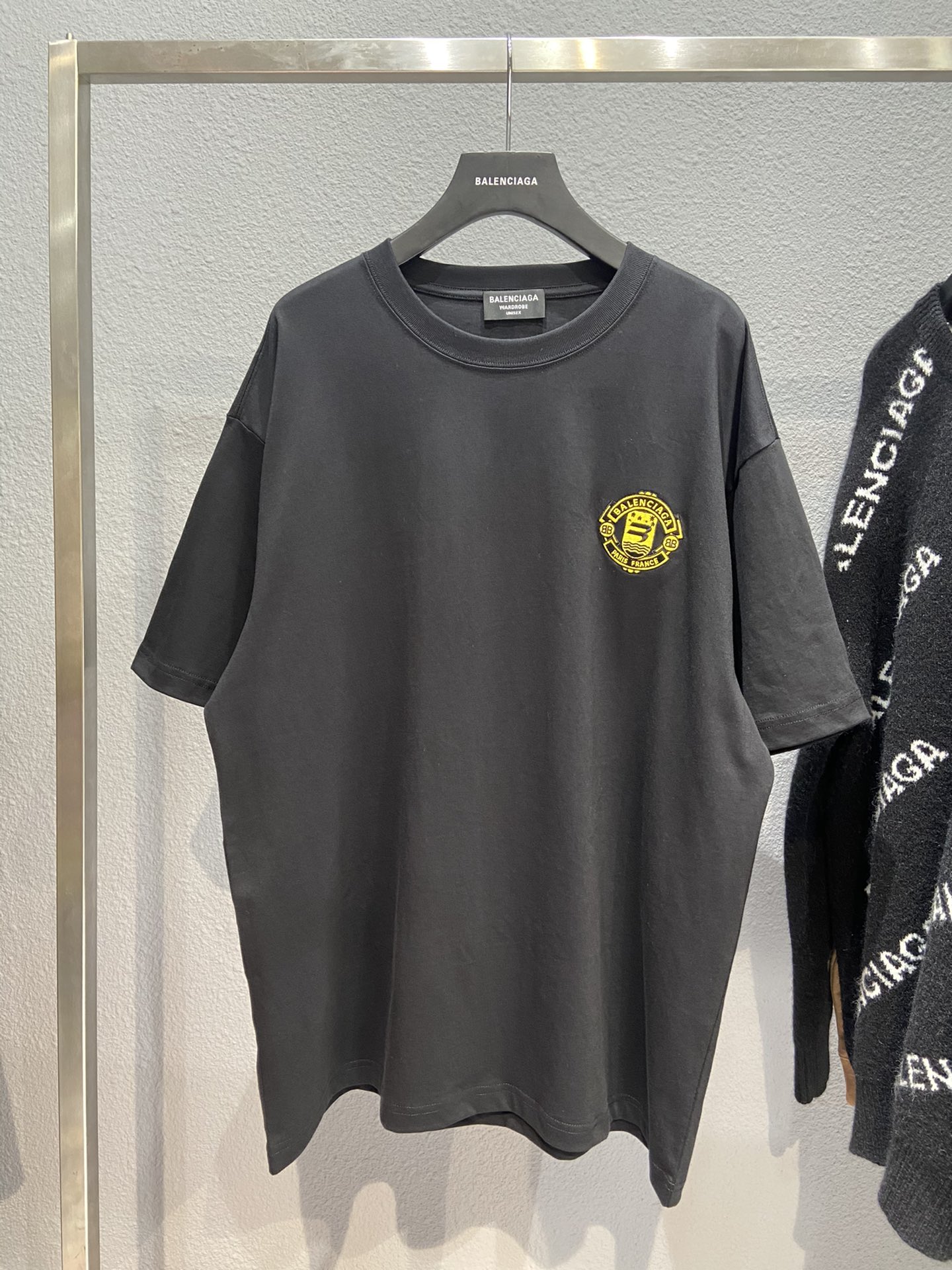 Balenciaga T-Shirt Quest in Black