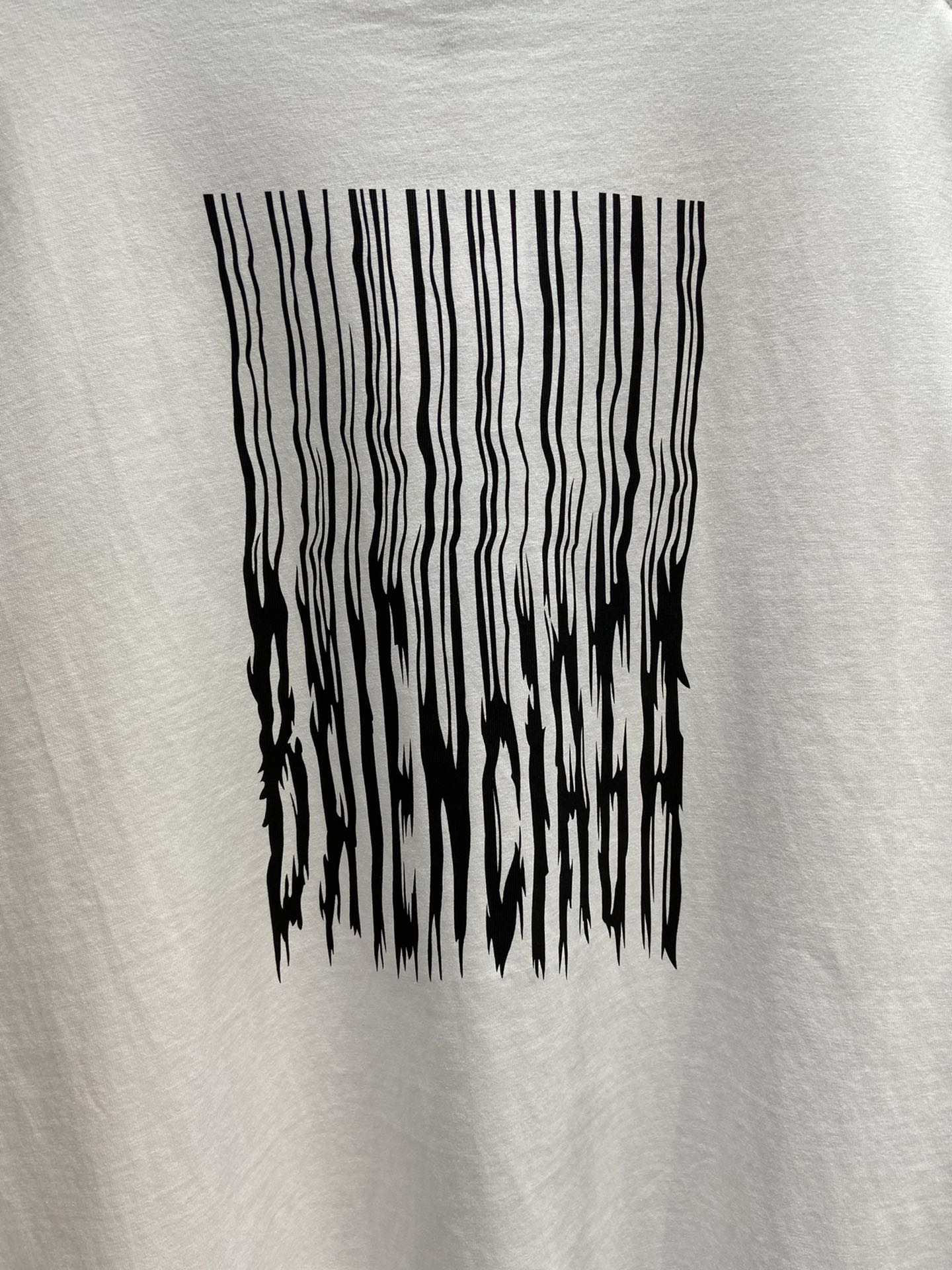 Balenciaga T-Shirt Printed in White