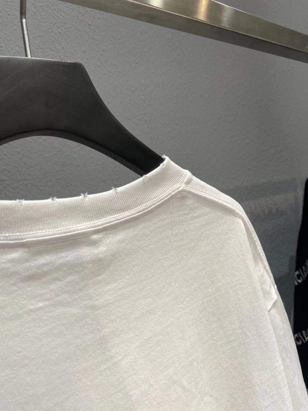 Balenciaga T-Shirt Printed in White