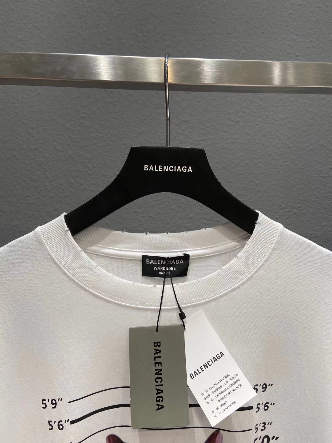 Balenciaga T-Shirt Printed in White