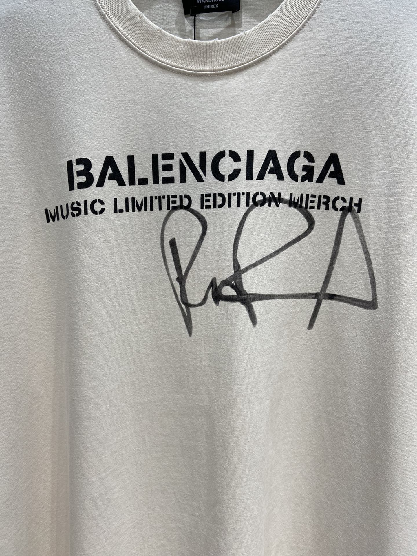 Balenciaga T-Shirt Printed in Cream