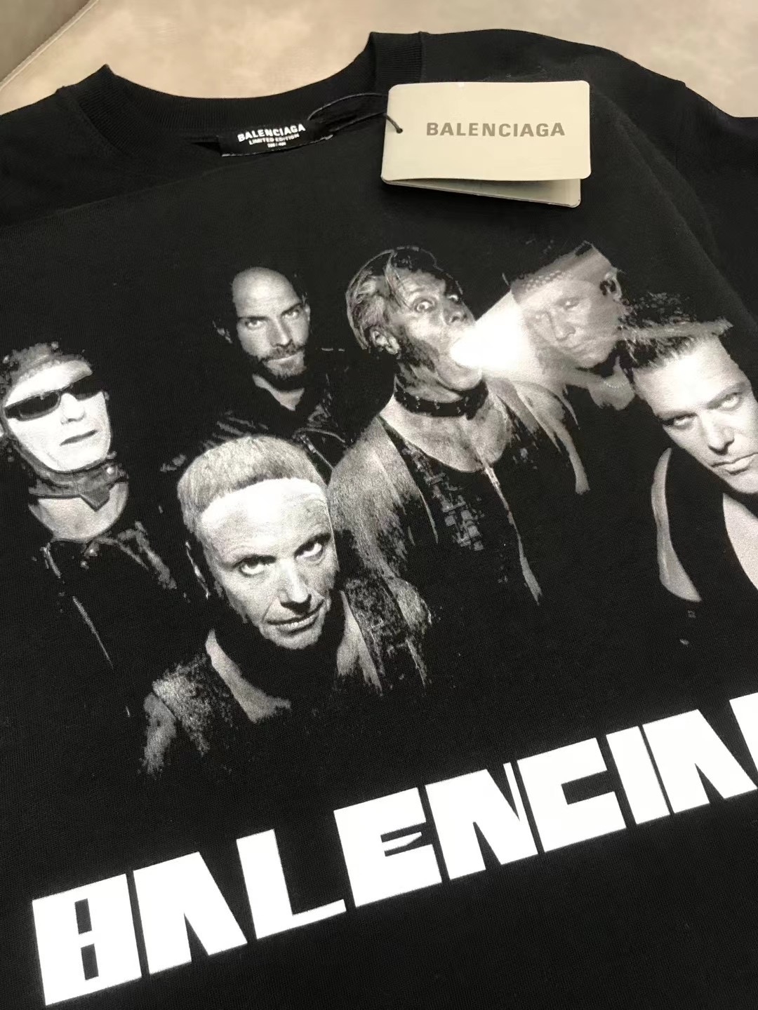 Balenciaga T-Shirt Printed in Black