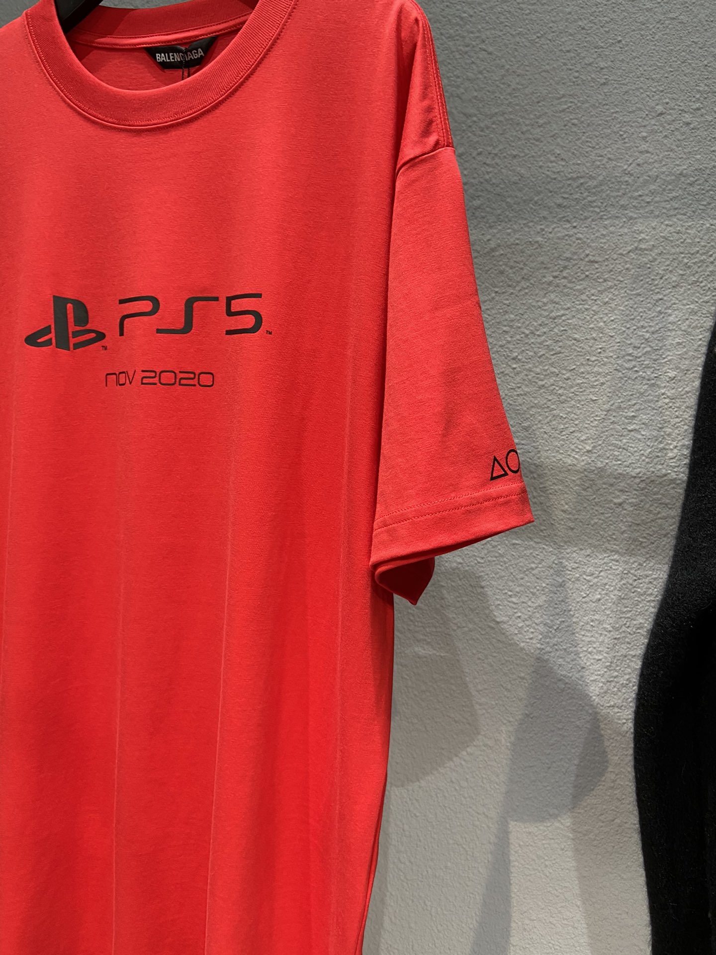 Balenciaga T-Shirt Playstation™ Boxy in Red