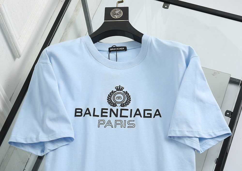Balenciaga T-Shirt Paris Chest in Blue