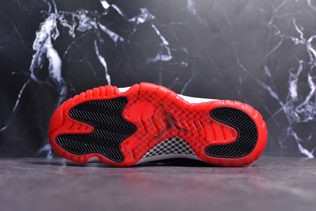 High Quality XI 11S Bred GS