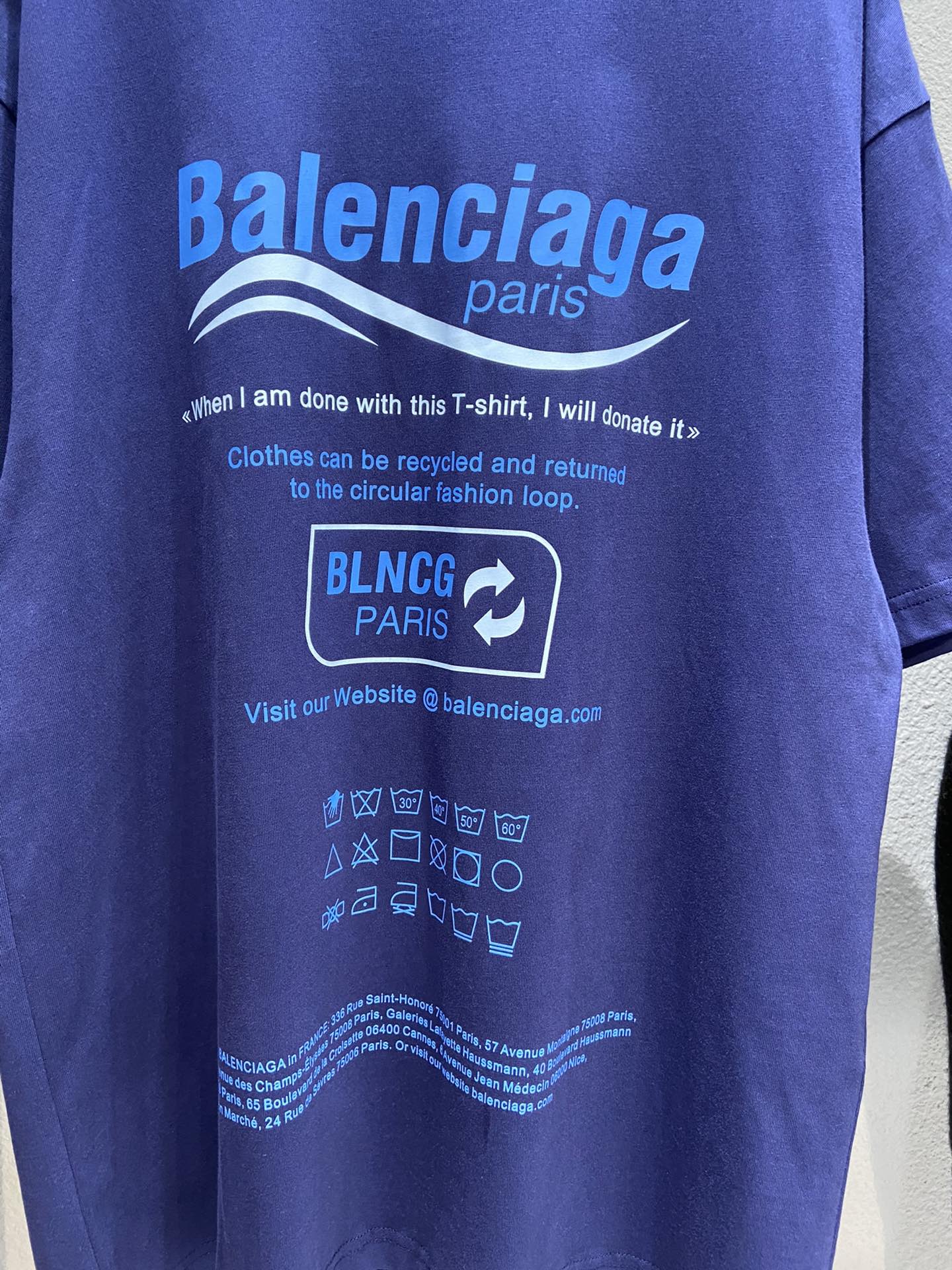 Balenciaga T-Shirt Dry Cleaning Boxy in Blue