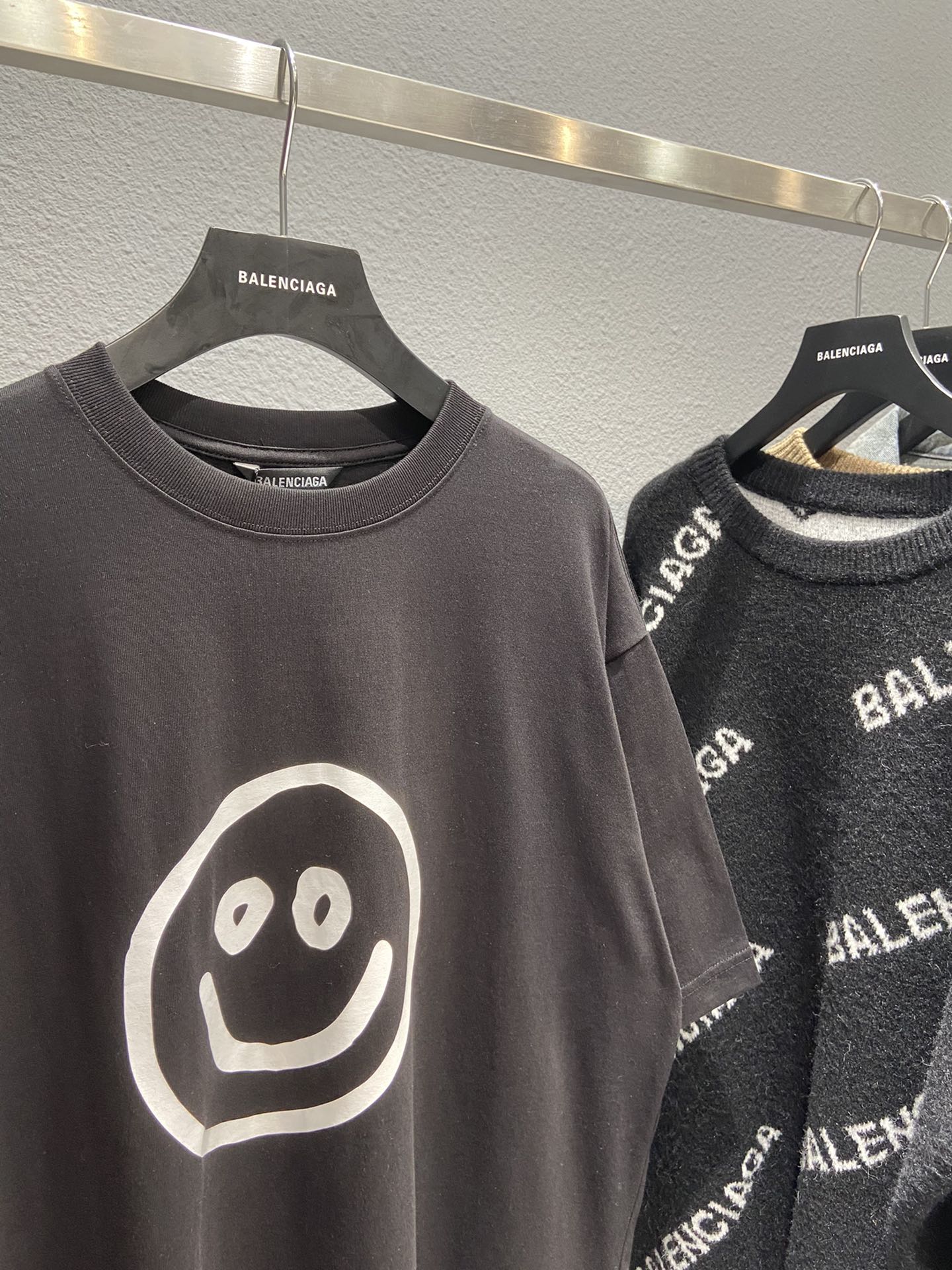 Balenciaga T-Shirt Drip Peace Large Fit