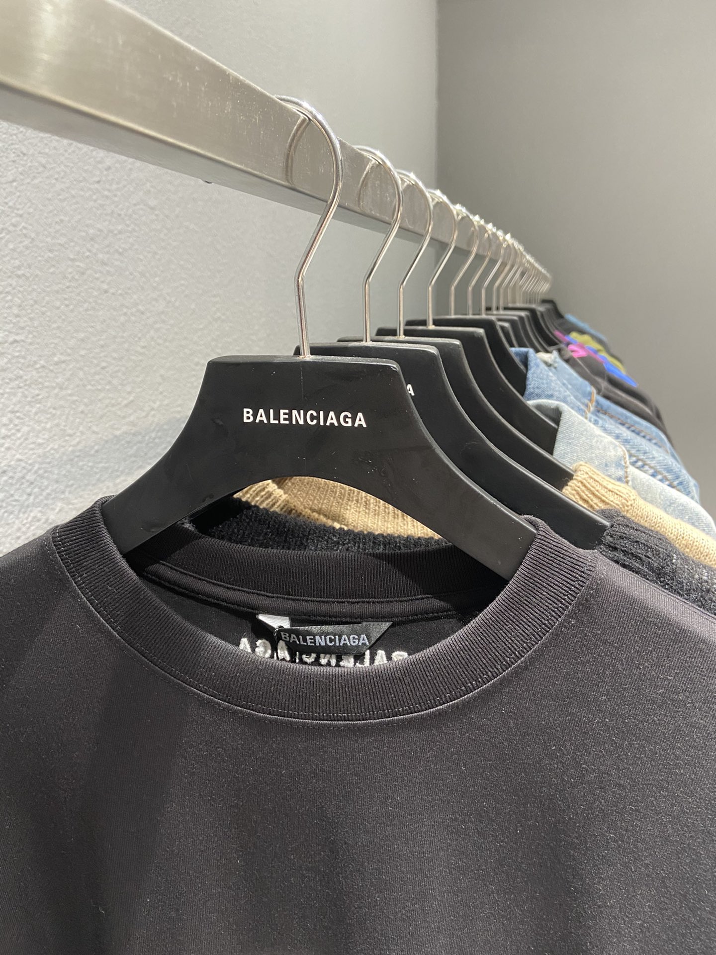 Balenciaga T-Shirt Drip Peace Large Fit