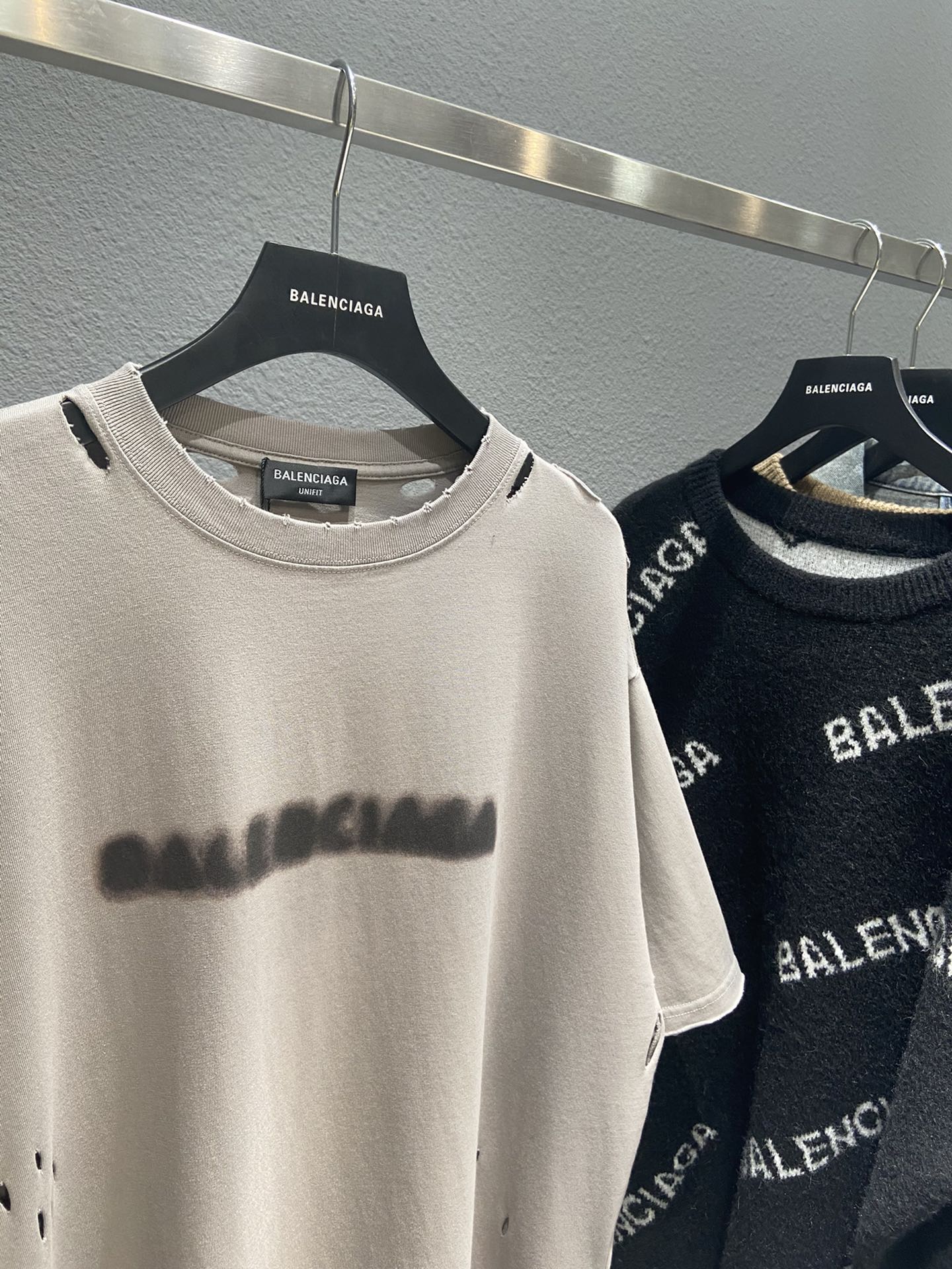 Balenciaga T-Shirt Blurry Small Fit