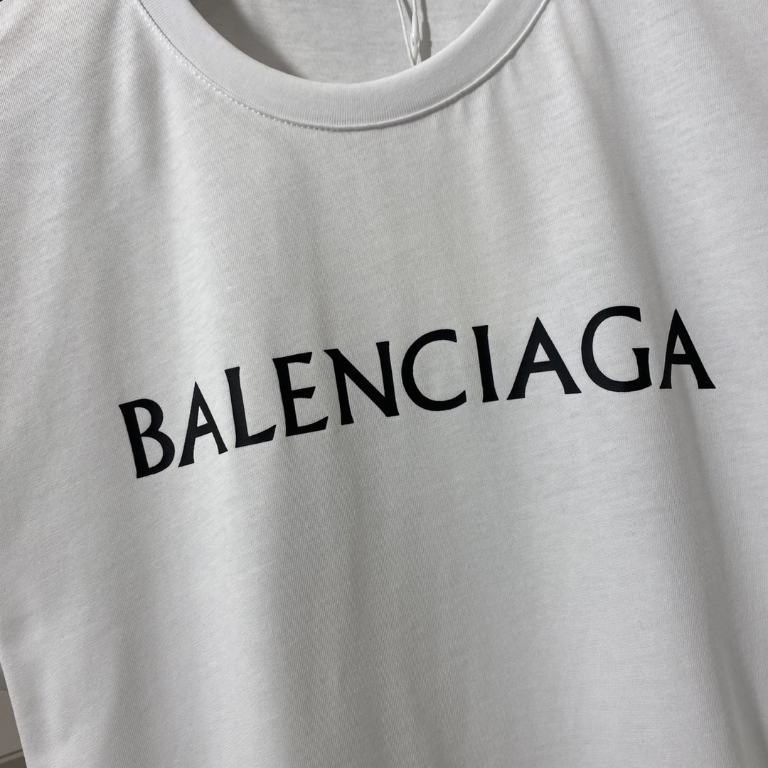 Balenciaga T-Shirt Big Logo in White