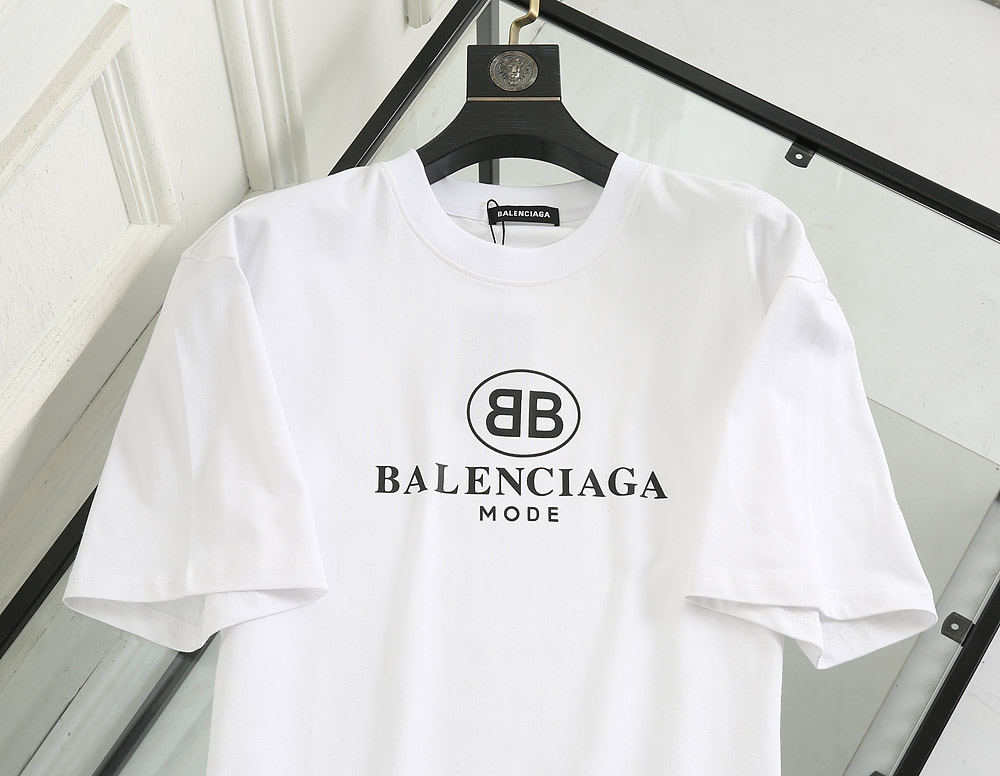 Balenciaga T-Shirt BB Chest in White