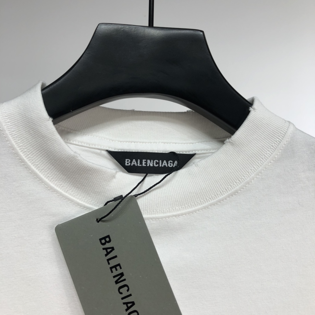 Balenciaga T-Shirt Athletes in White