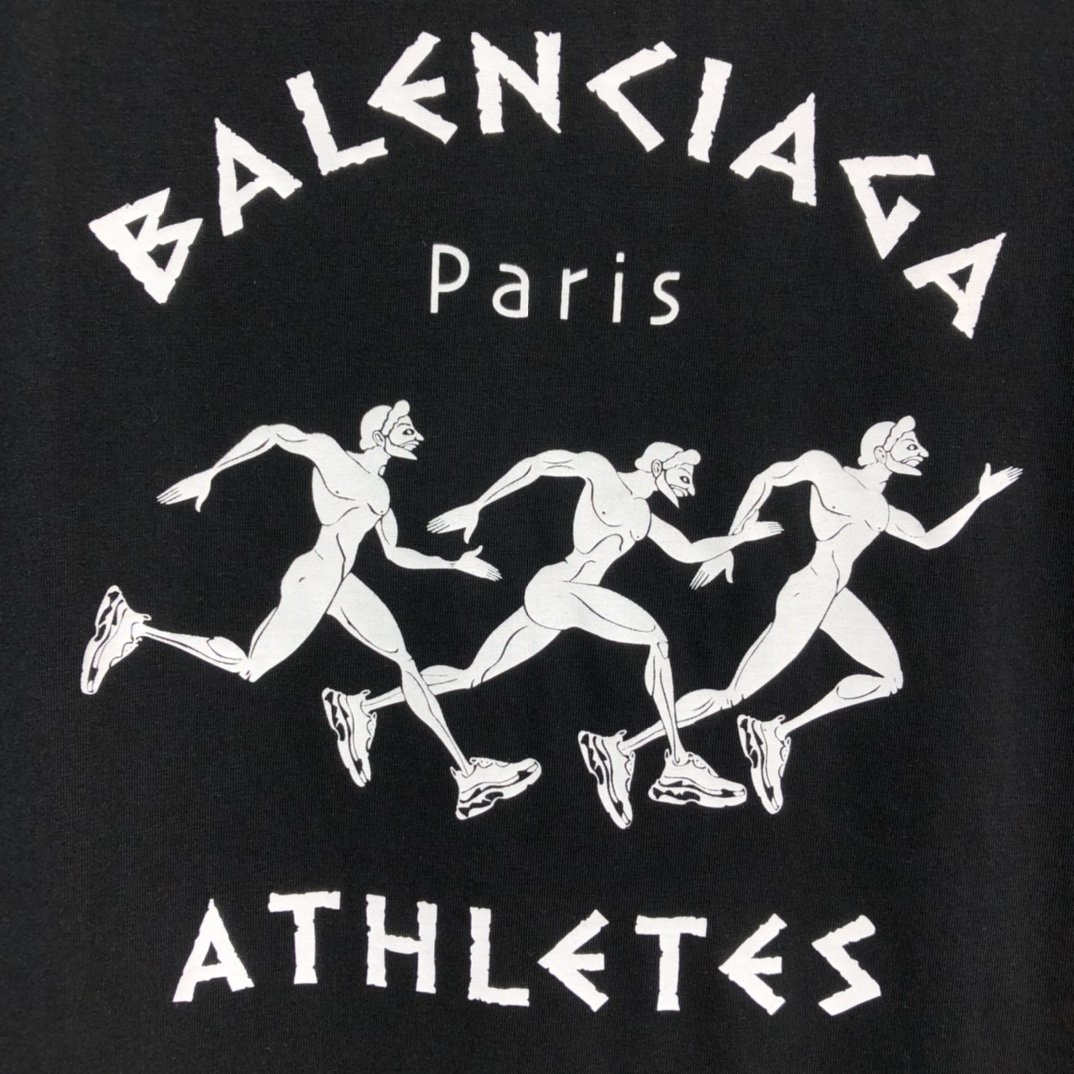 Balenciaga T-Shirt Athletes in Black