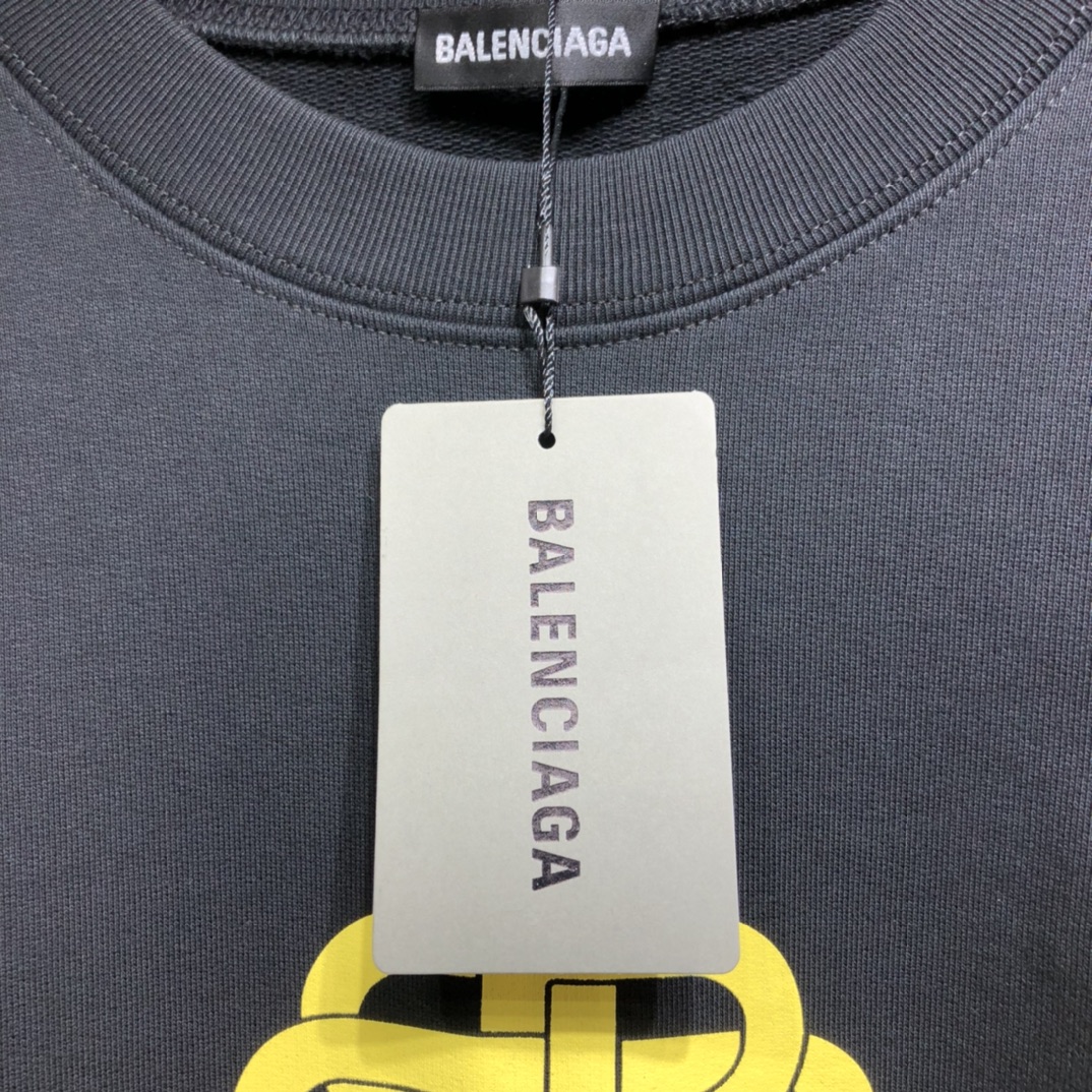 Balenciaga Sweatshirt BB in Black