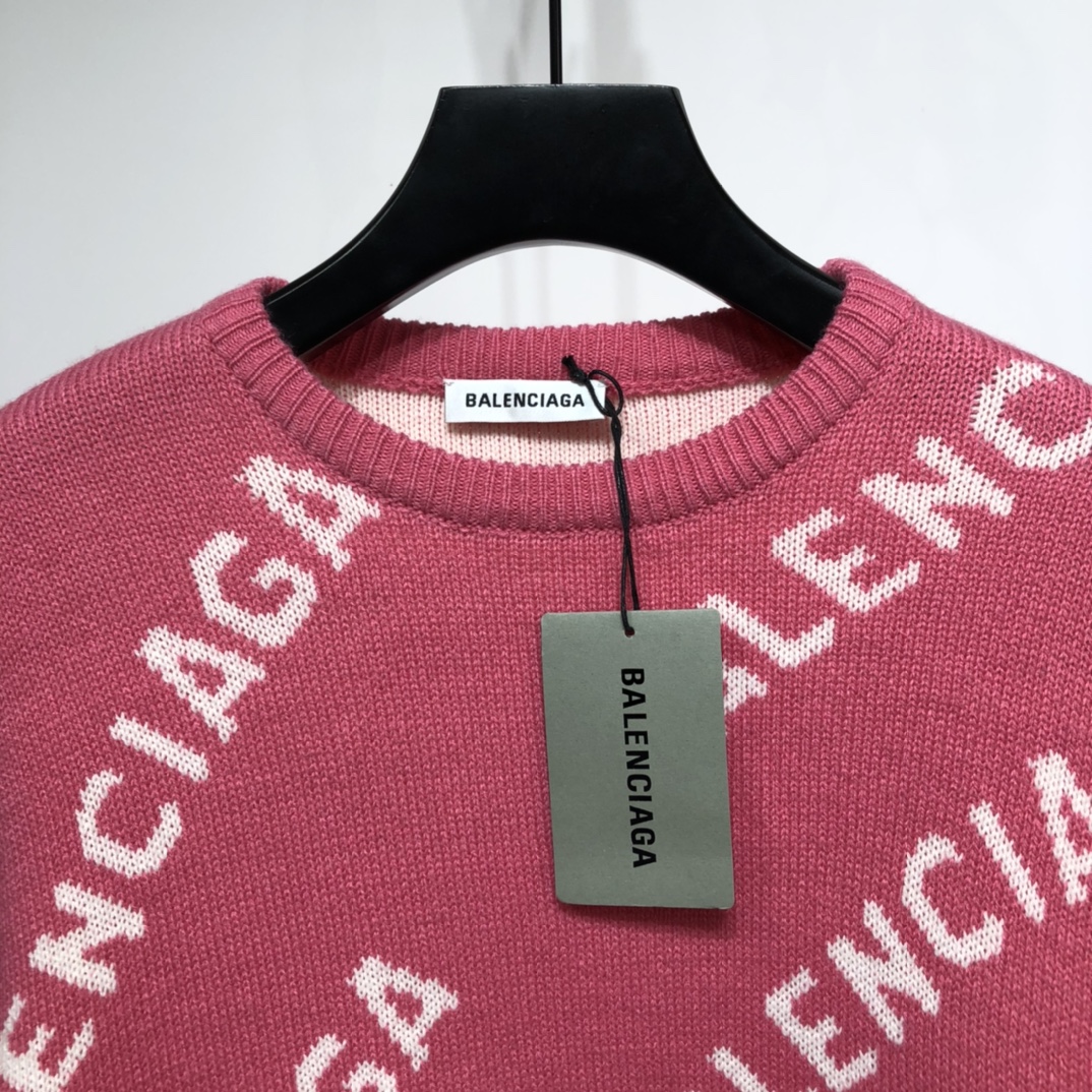 Balenciaga Sweatshirt Allover Logo in Pink