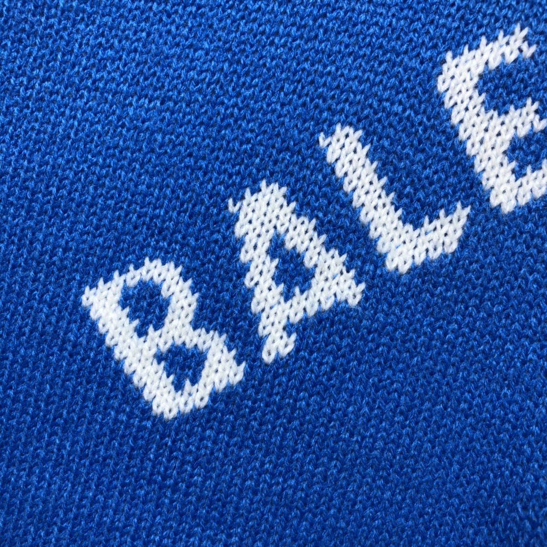 Balenciaga Sweatshirt Allover Logo in Blue