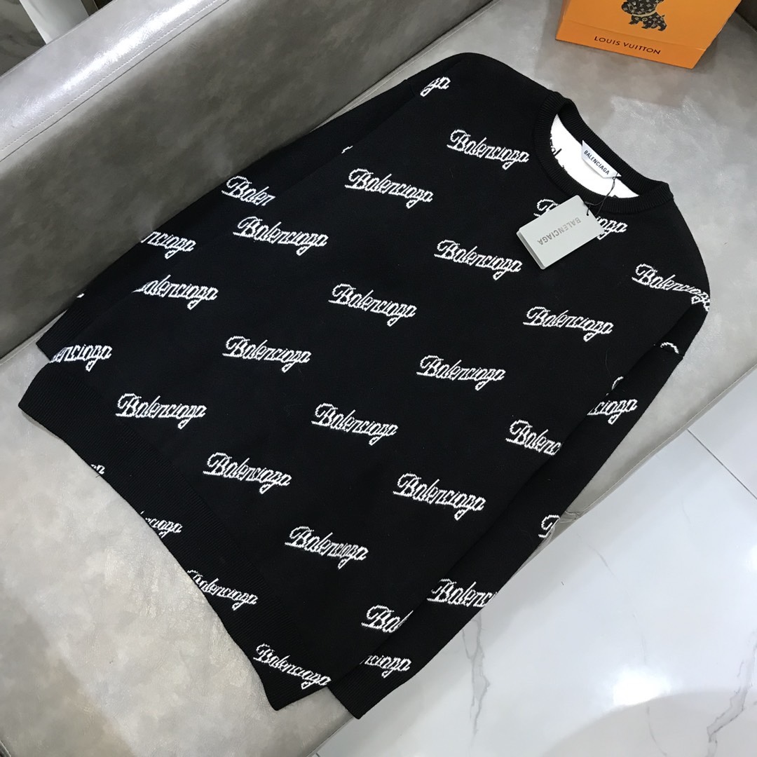 Balenciaga Sweatshirt Allover Logo in Black