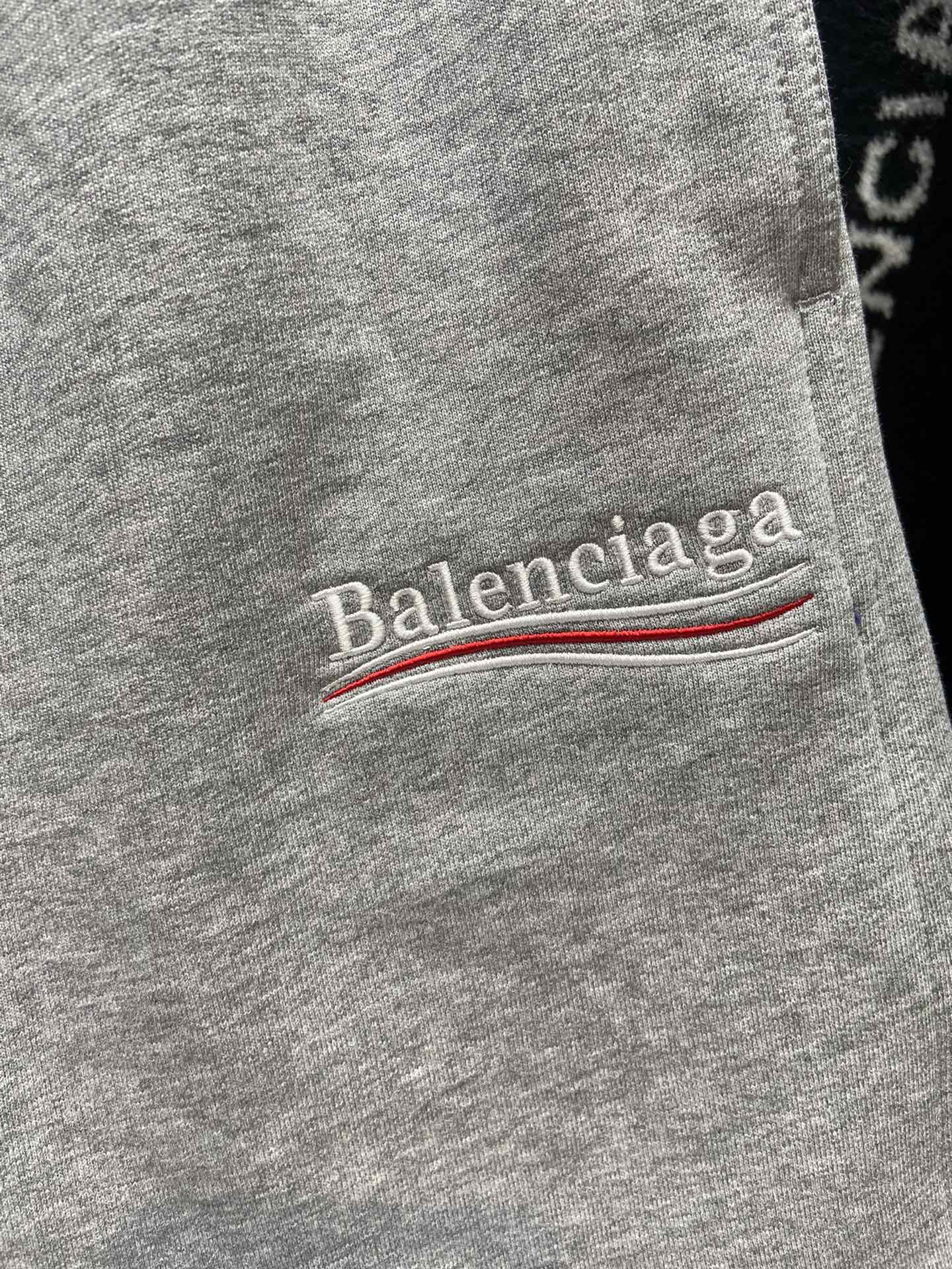 Balenciaga Shorts Cotton in Gray