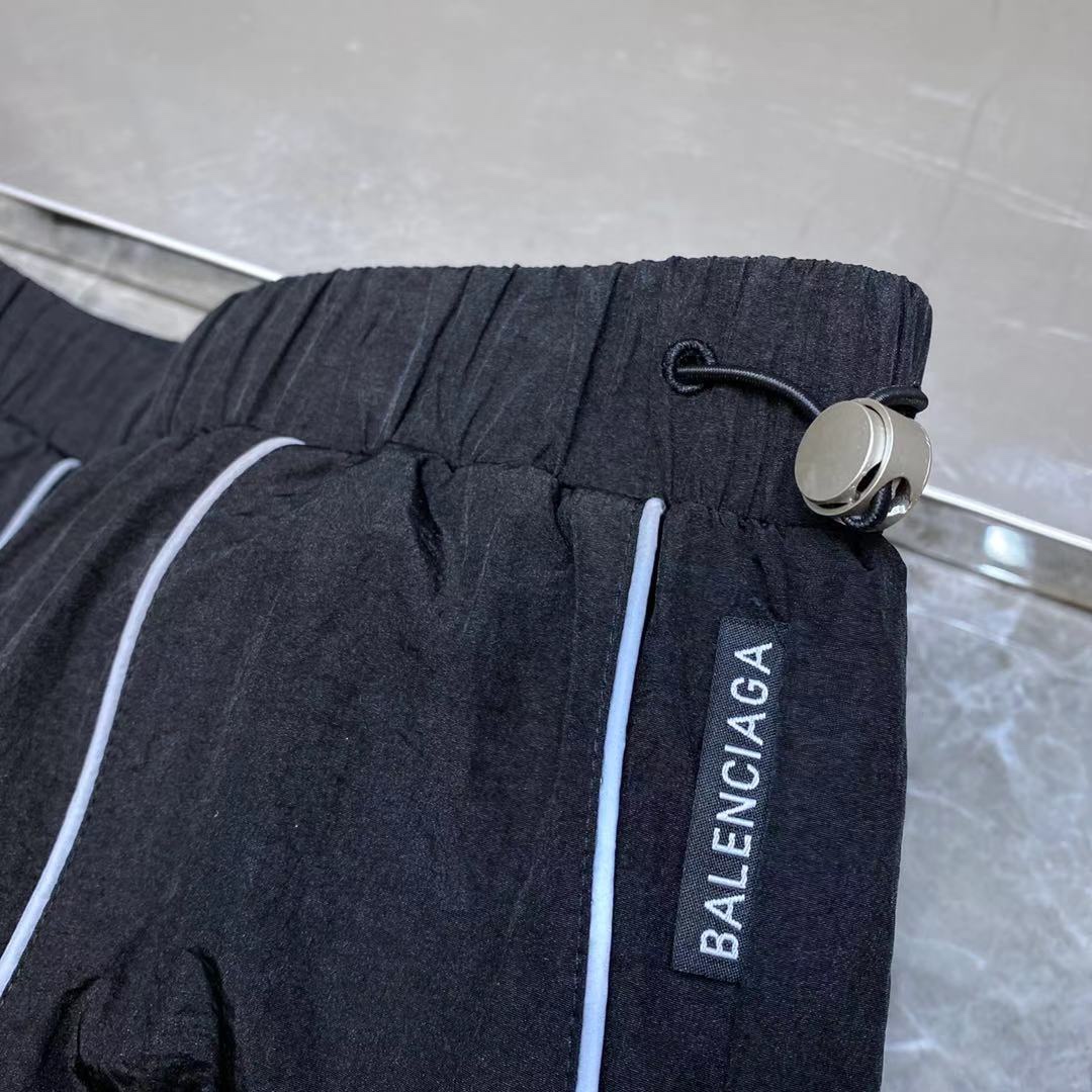 Balenciaga Pants Sporty B Tracksuit in Black