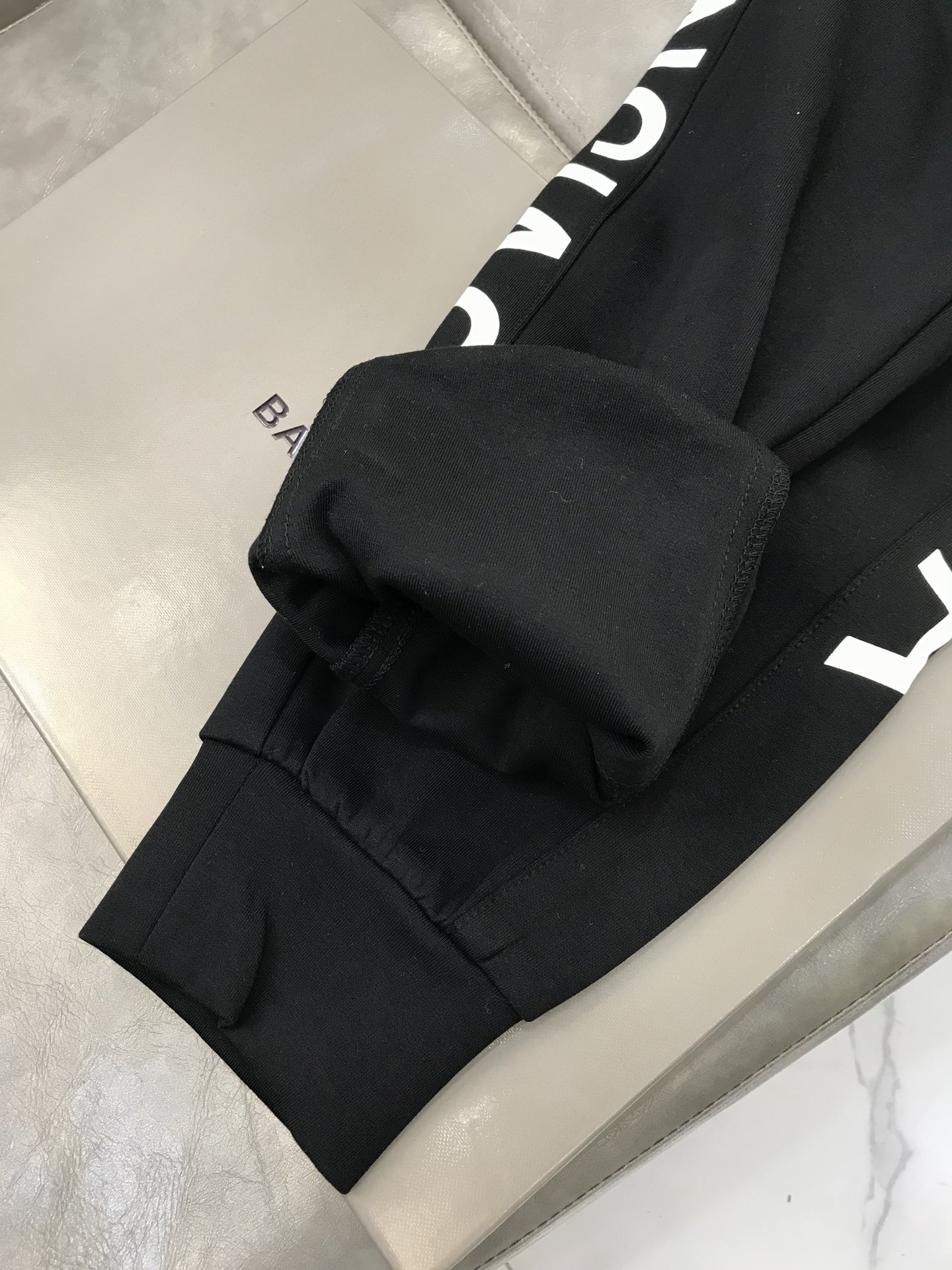 Balenciaga Pants Cotton in Black