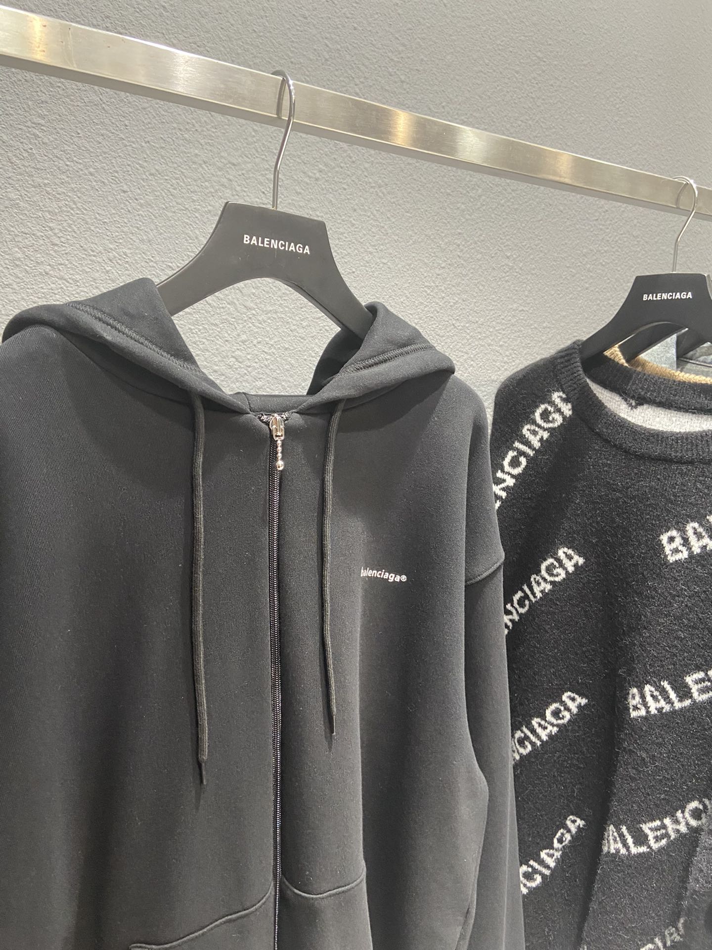 Balenciaga Hoodie Resorts Zip-up in Black