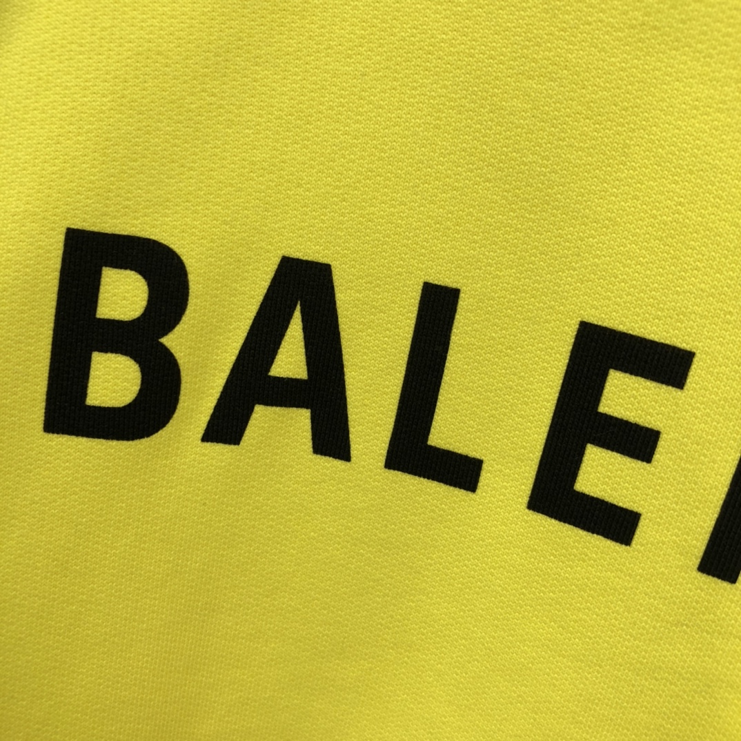 Balenciaga Hoodie Logo Medium Fit in Yellow