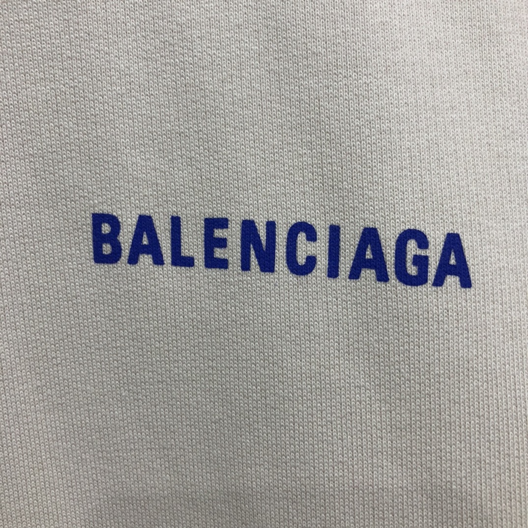 Balenciaga Hoodie Logo Medium Fit in White