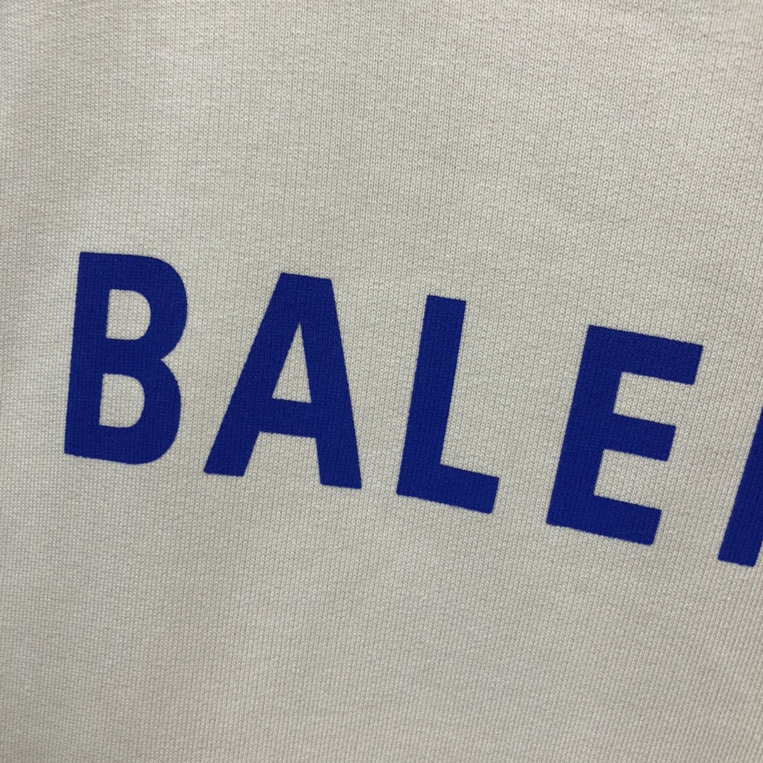 Balenciaga Hoodie Logo Medium Fit in White