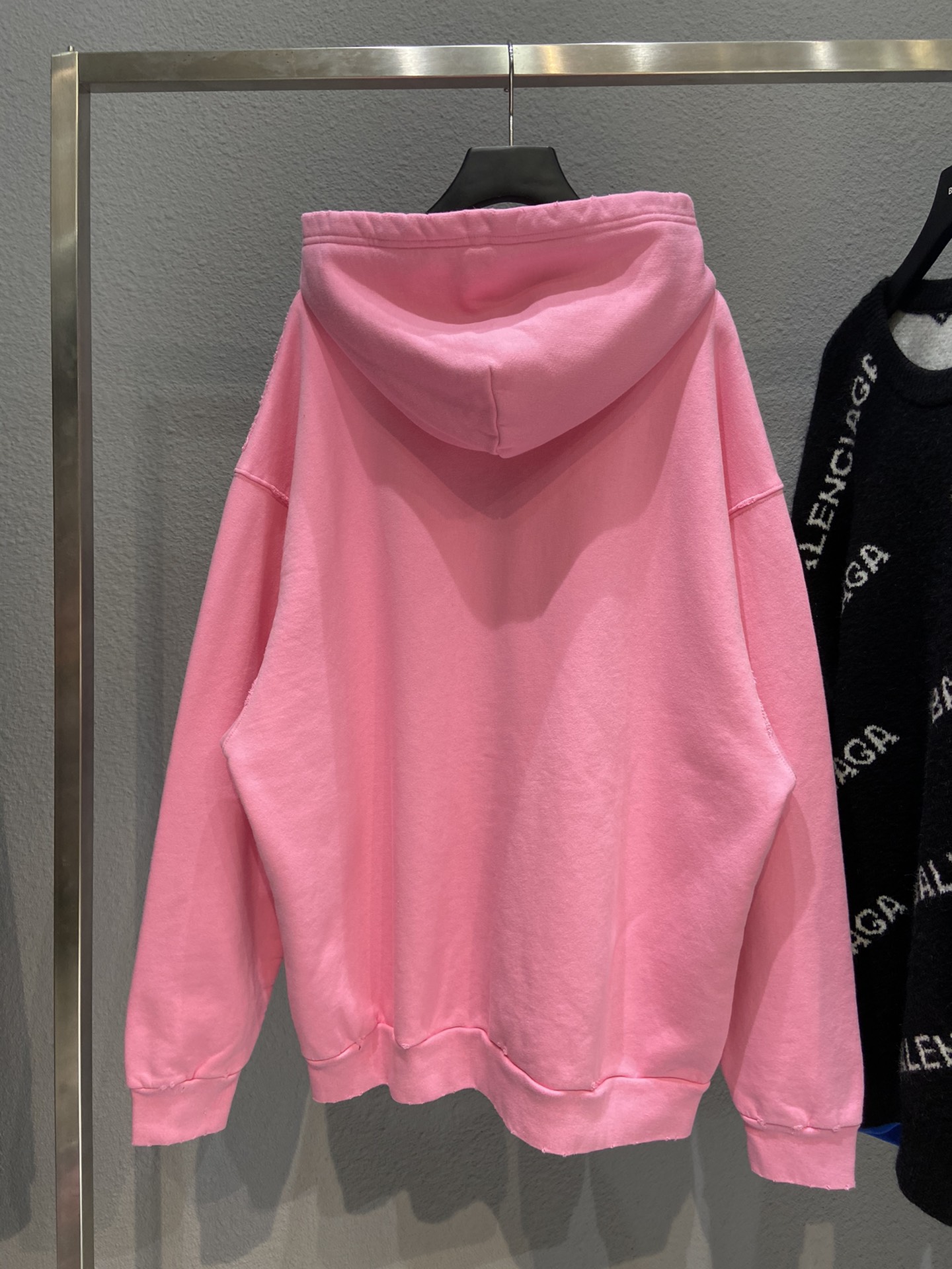 Balenciaga Hoodie Logo Medium Fit in Pink