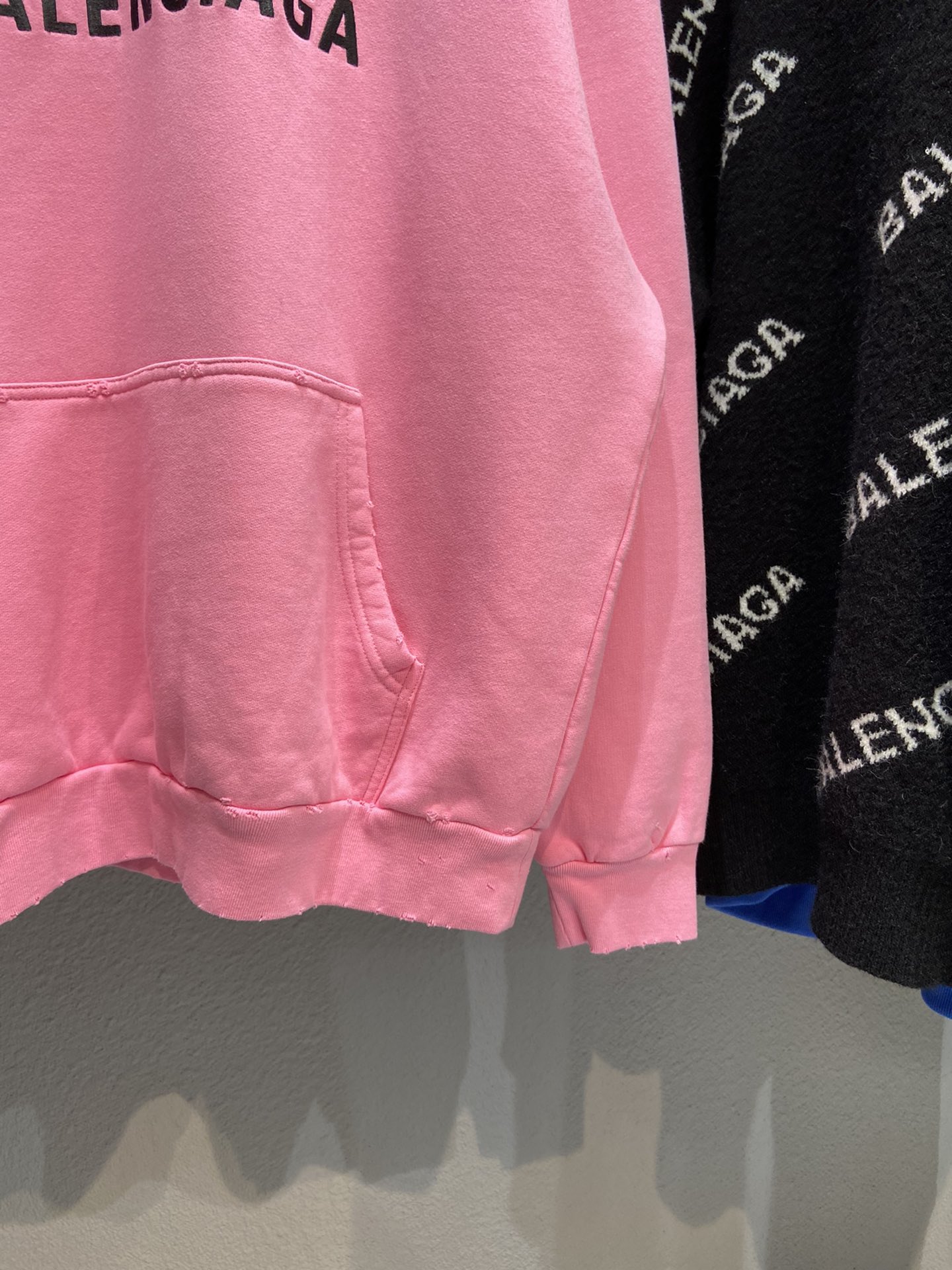 Balenciaga Hoodie Logo Medium Fit in Pink