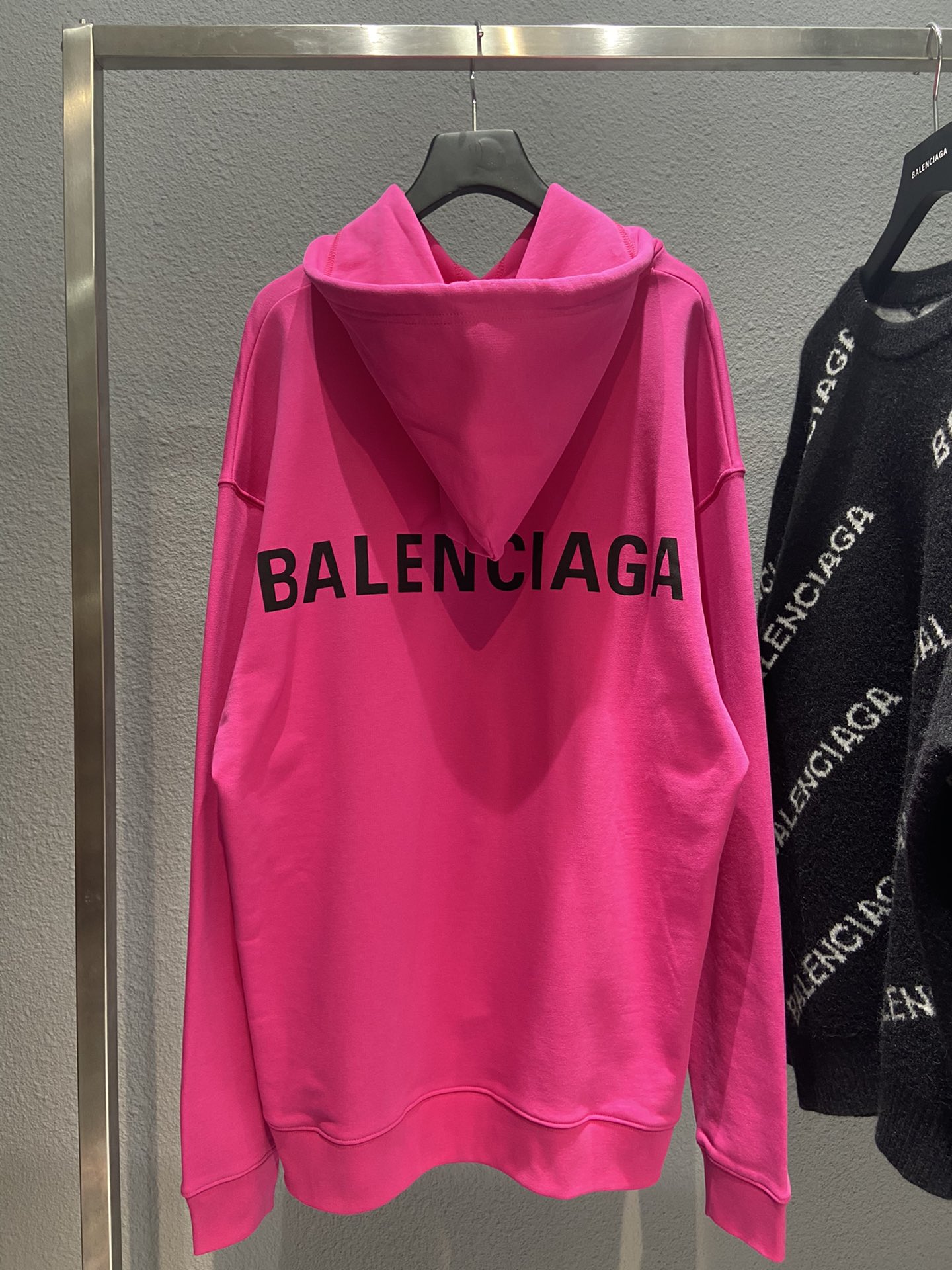 Balenciaga Hoodie Logo Medium Fit in Pink