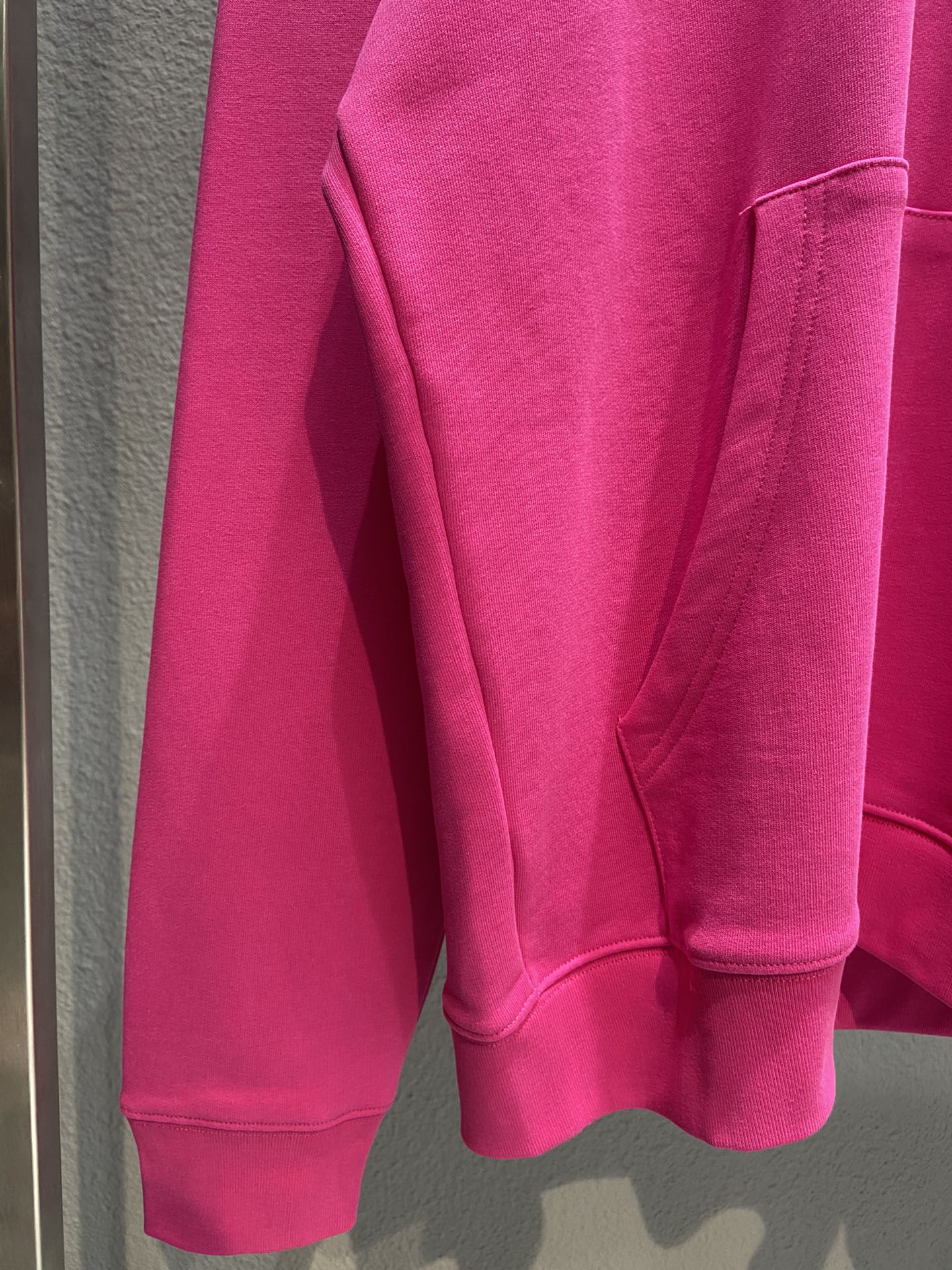 Balenciaga Hoodie Logo Medium Fit in Pink